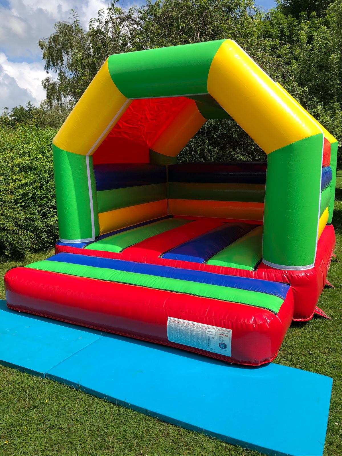 Bouncy Castles - Best Inflatable Hire service in Gloucestershire ...