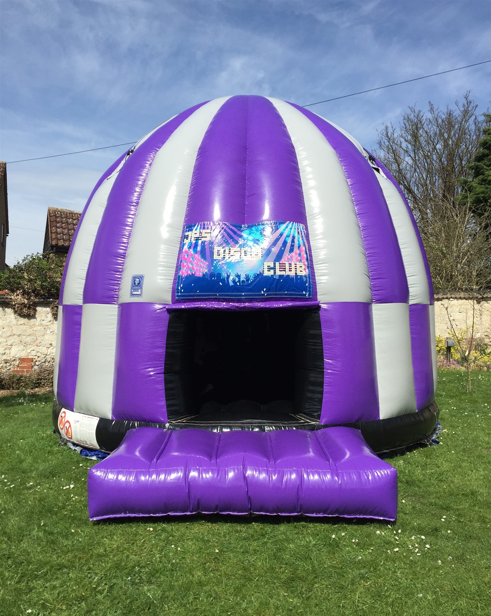 Disco Dome - Bouncy Castle Hire in Newmarket, Suffolk & Cambridge | JPs ...