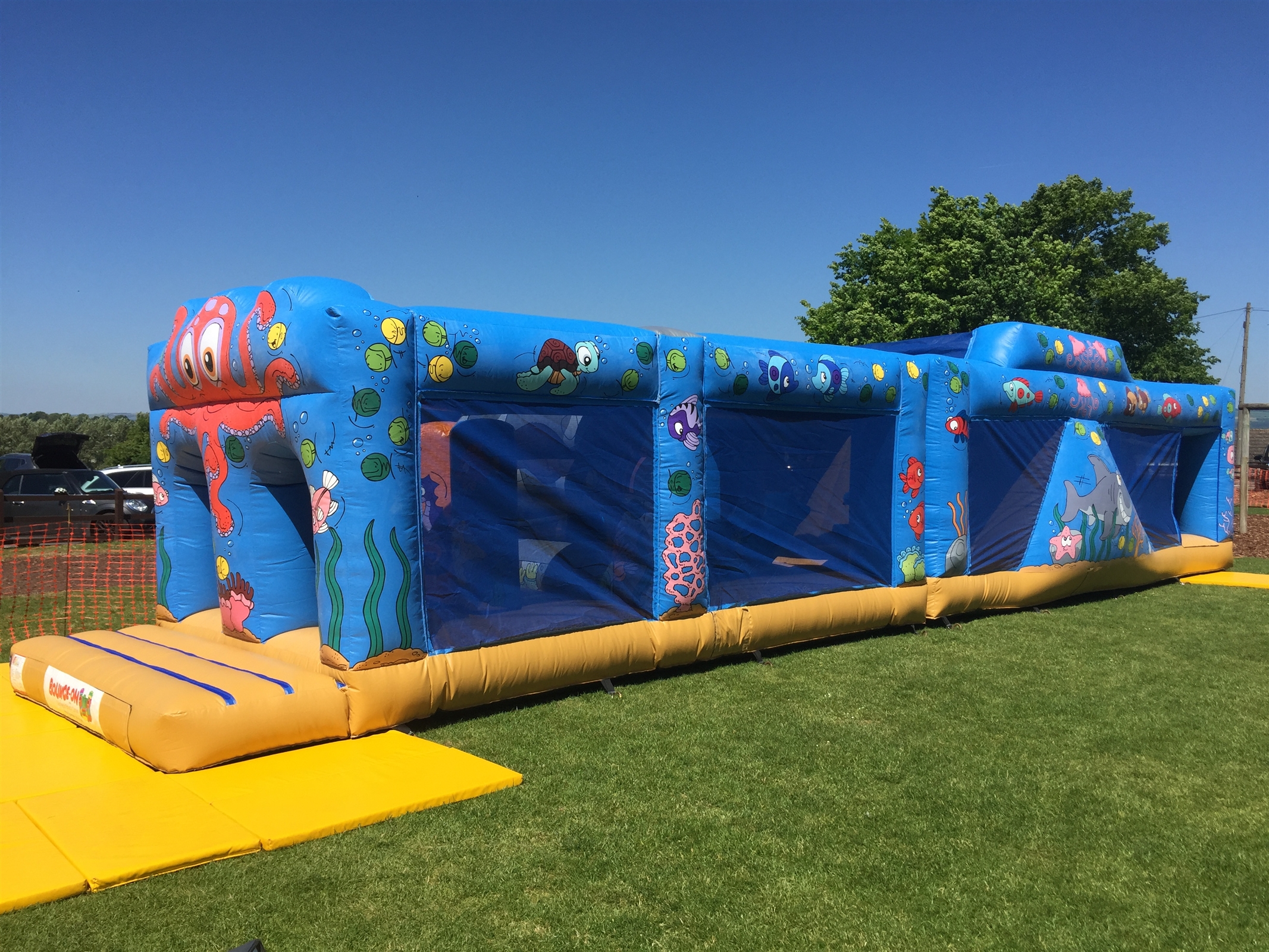 Bouncy castle obstacle course for clearance sale