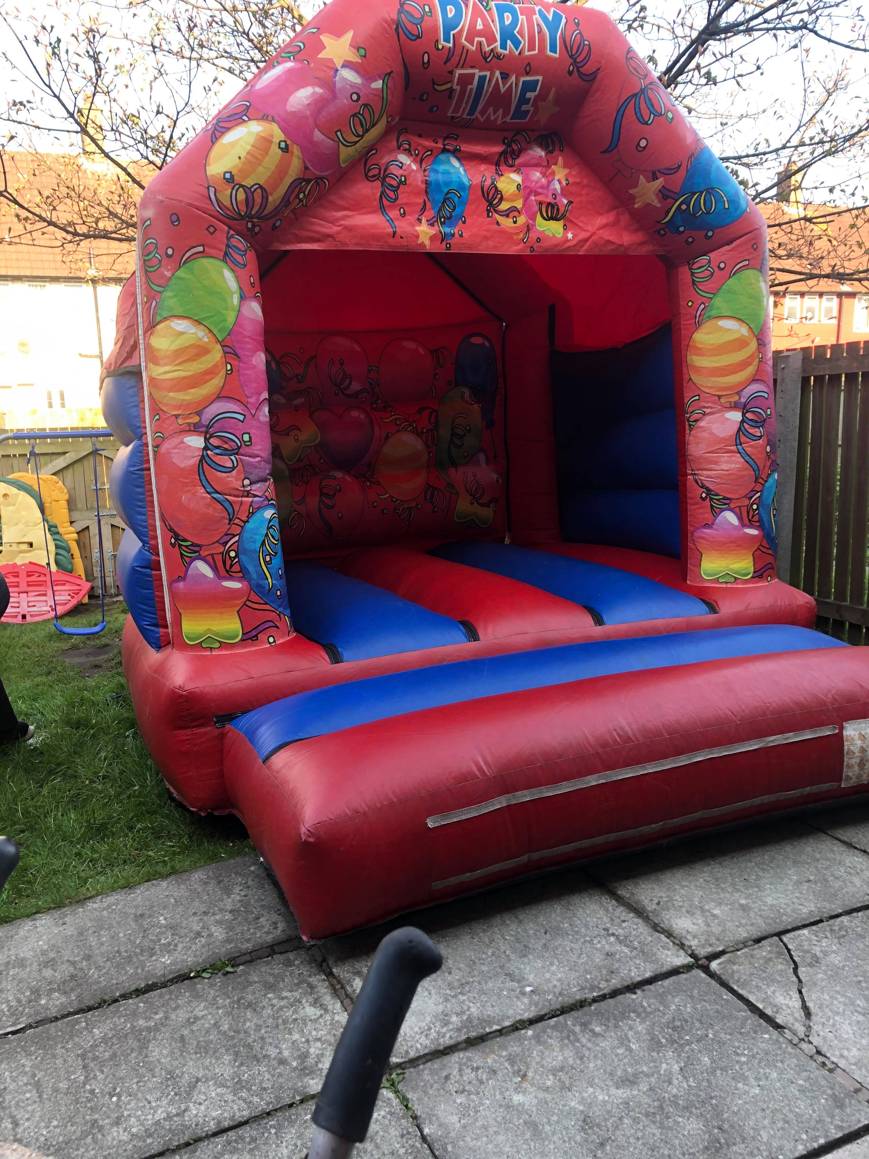 Bouncy Castles Hire In Liverpool