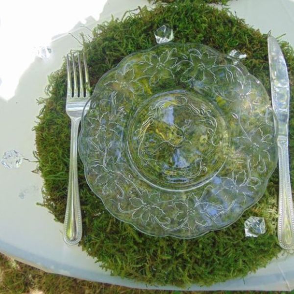 SoNSo Hires Bermuda Event Rental Placemats & Chargers