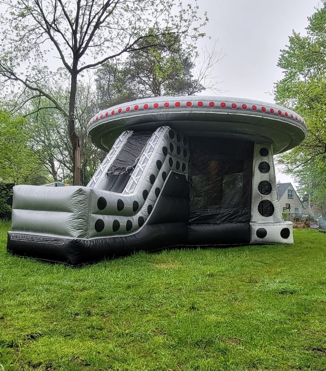 UFO Bounce House Slide Hire in Michigan