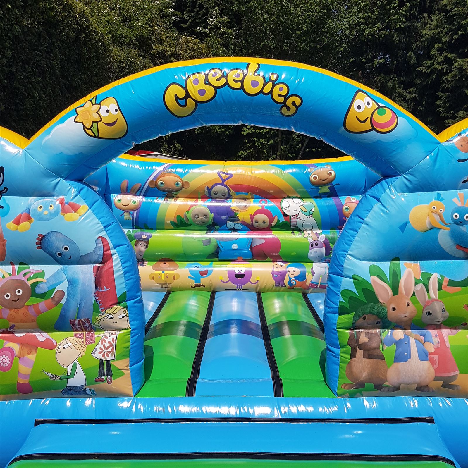 lukes bouncy castle hire