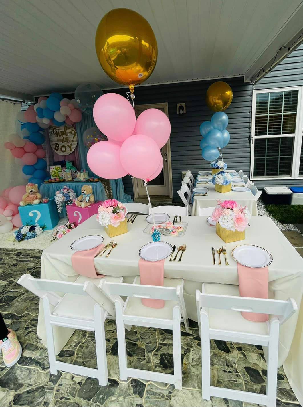 Table and Chair Rental in Detroit, Southfield, Redford, Dearborn.