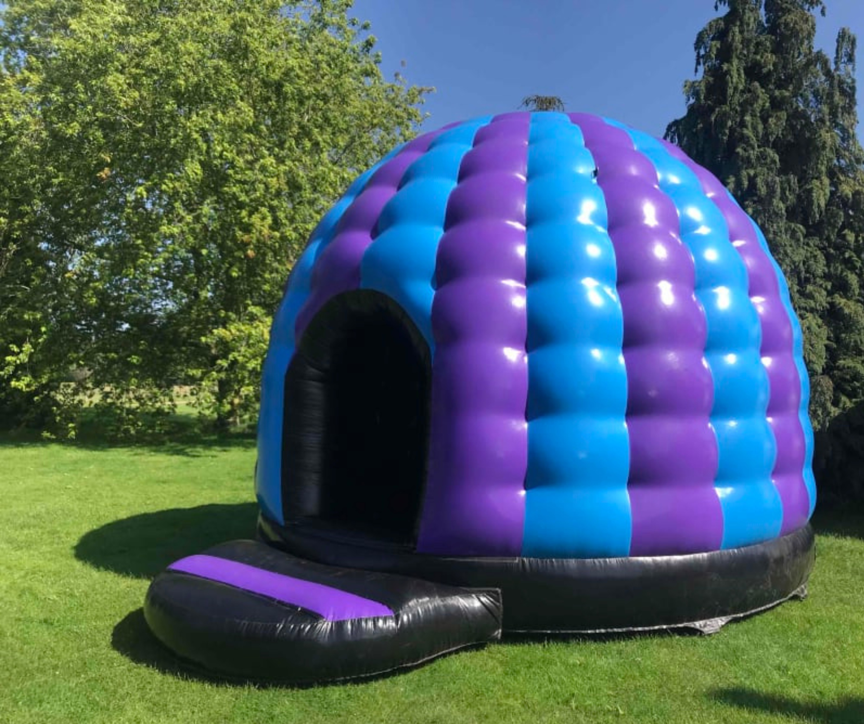 Bouncy Castles - Bouncy Castle and Party Game Hire in Huddersfield ...