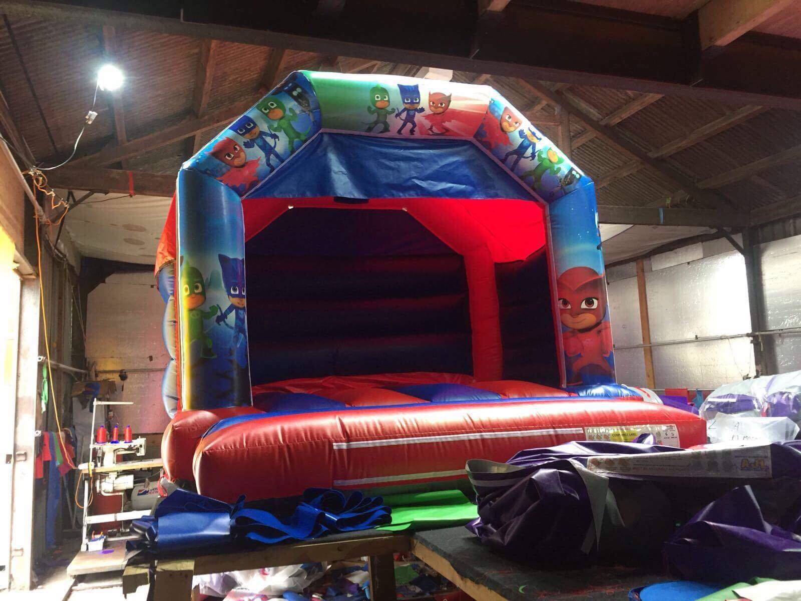 1 year old bouncy castle