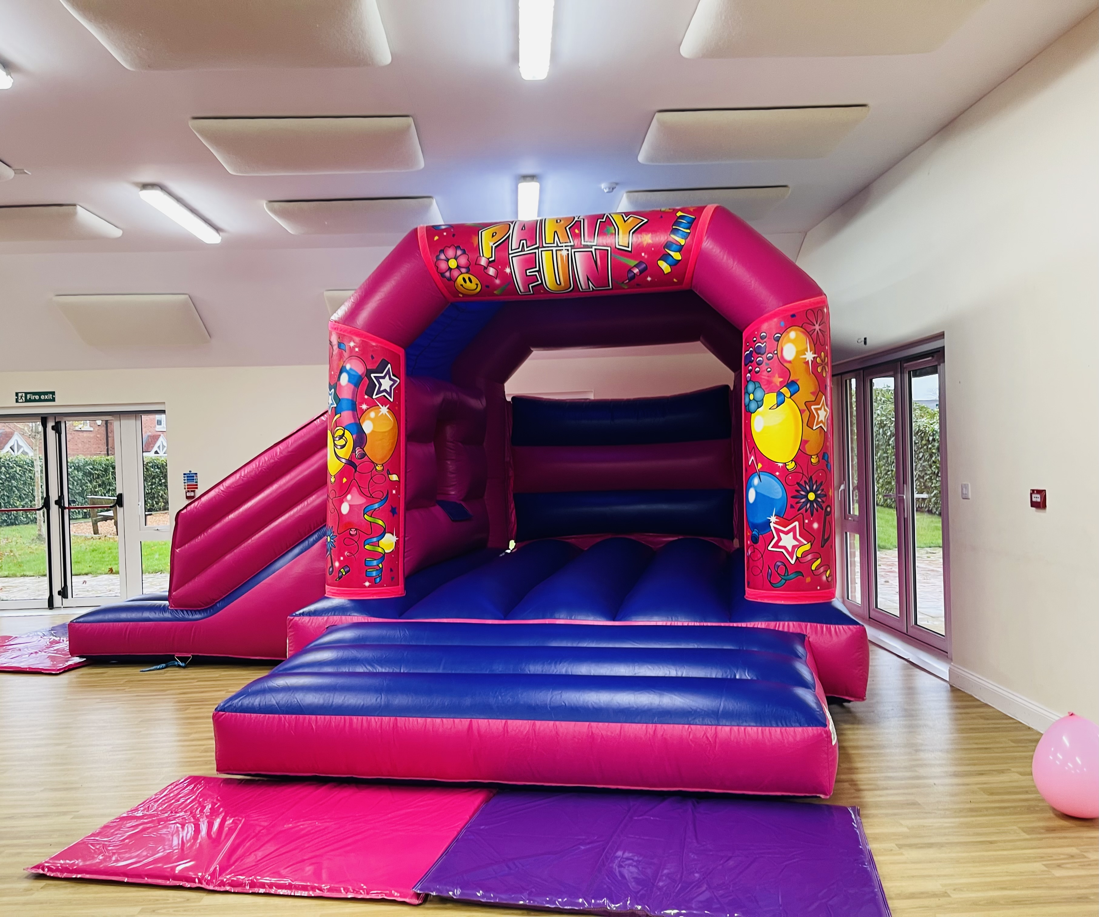 Comby Bouncy Castles in Bicester | Fun with Slides for Any Event