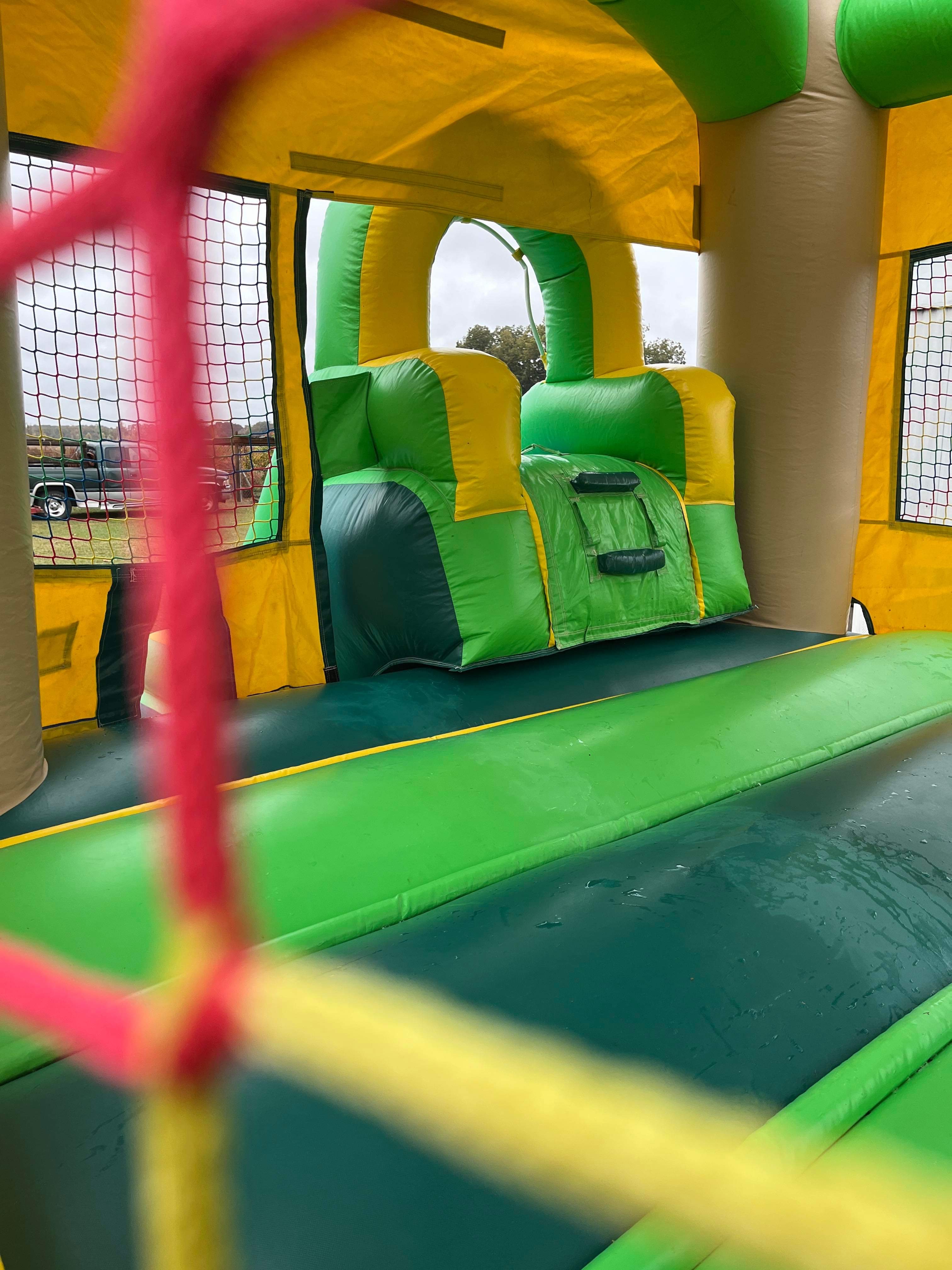 Palm Tree Mini Combo dry Party Rentals in Albertson