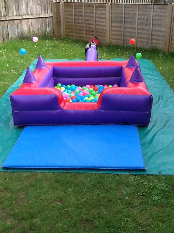 Inflatable Ball Pool - Bubble Machine outdoor package. - Bouncy Castle