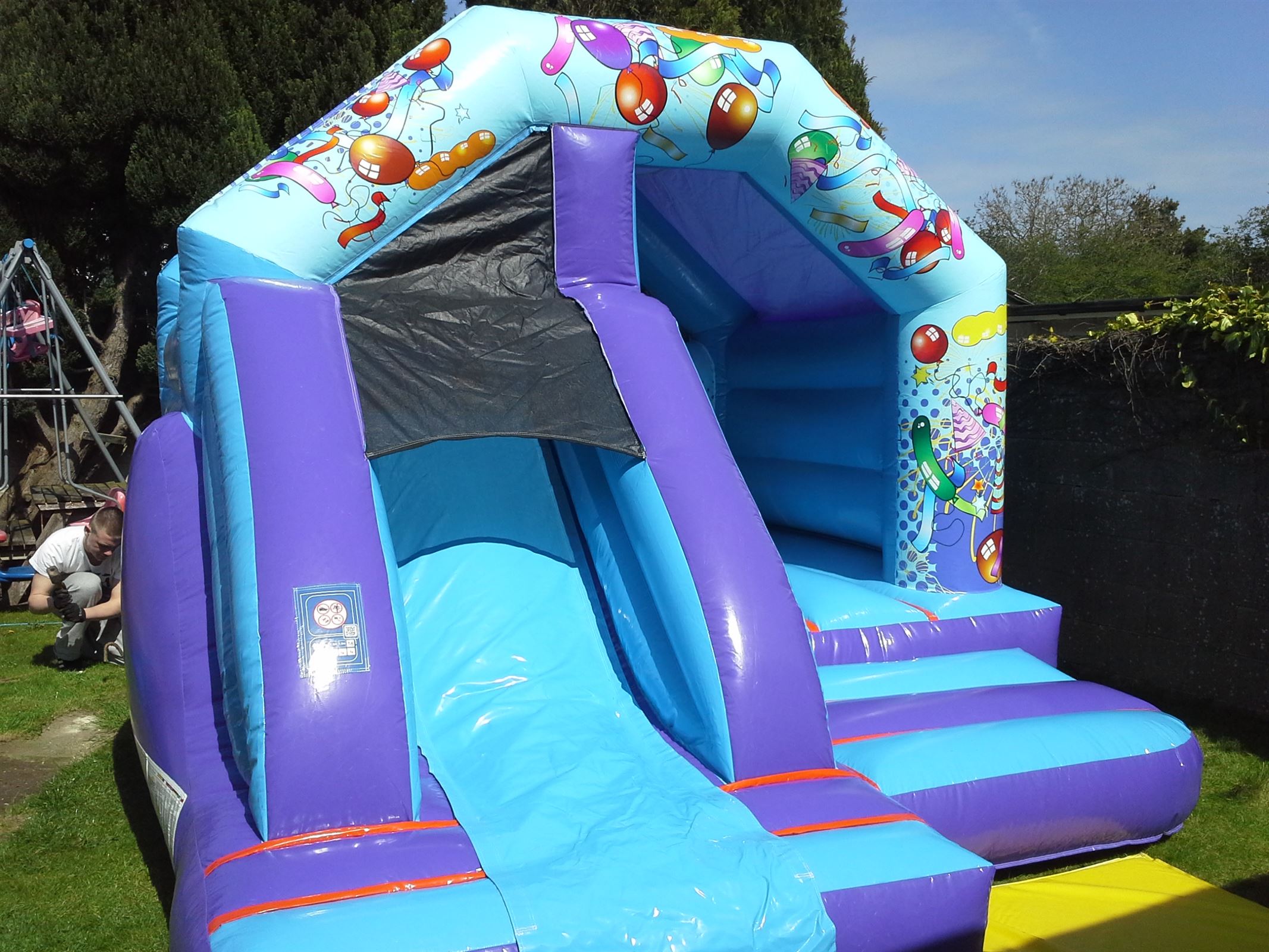 bouncy castle hire leitrim