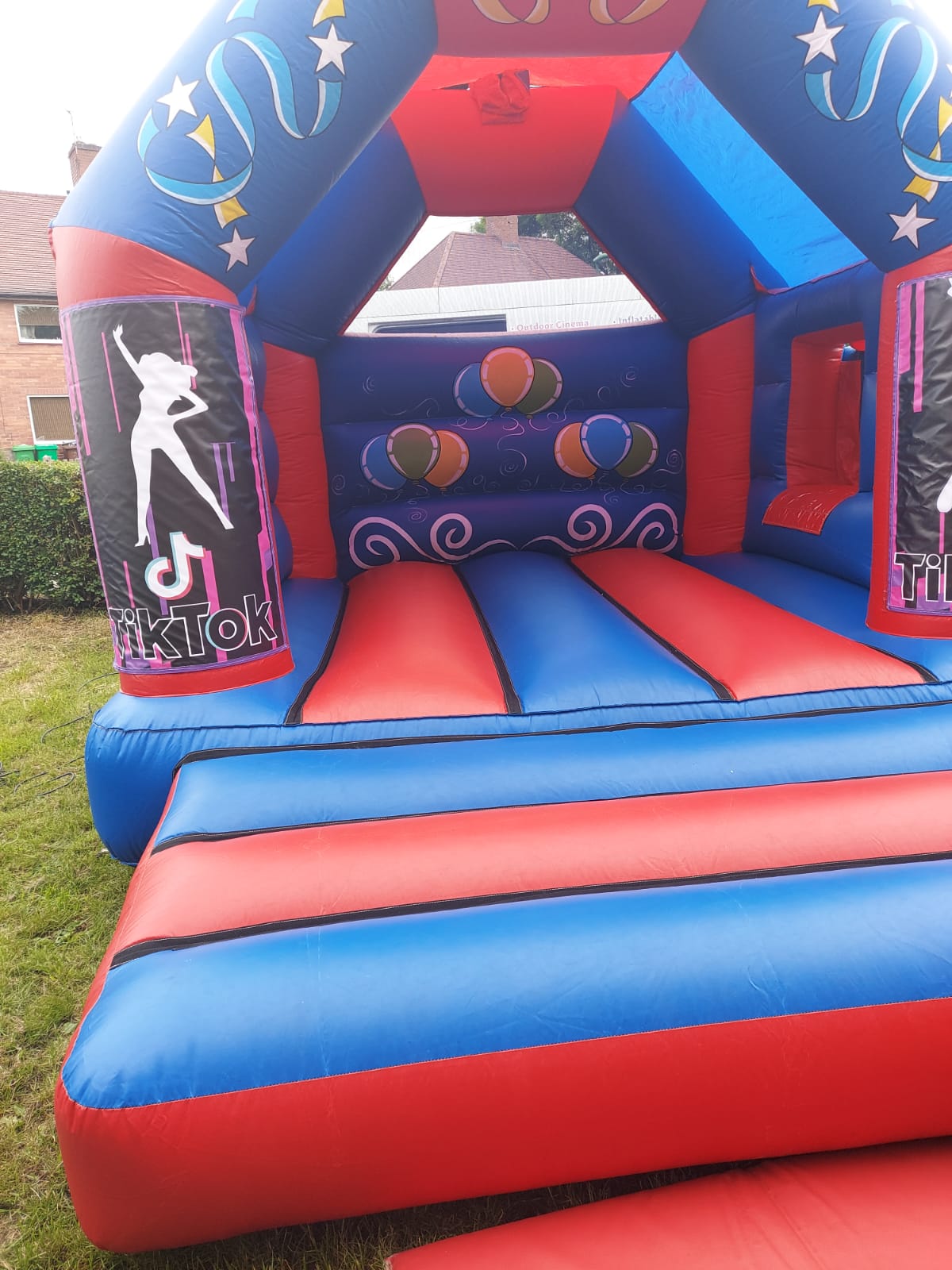 tiktok bouncy castle hire