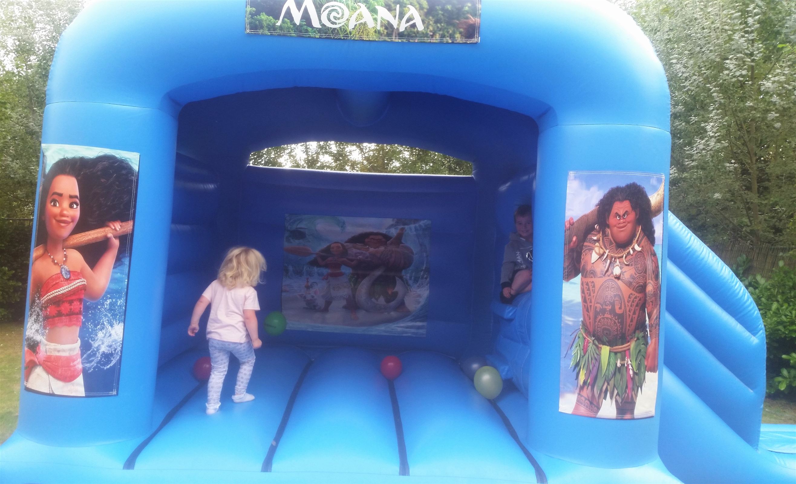 MMoana Bouncy Castle, Softplay and Mascot Hire in Dagenham, Enfield