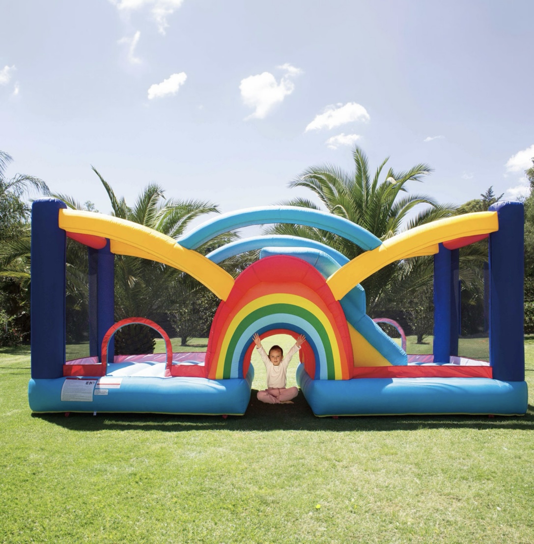 Bounce House - Hire in DFW | Kuzzins Party Rentals