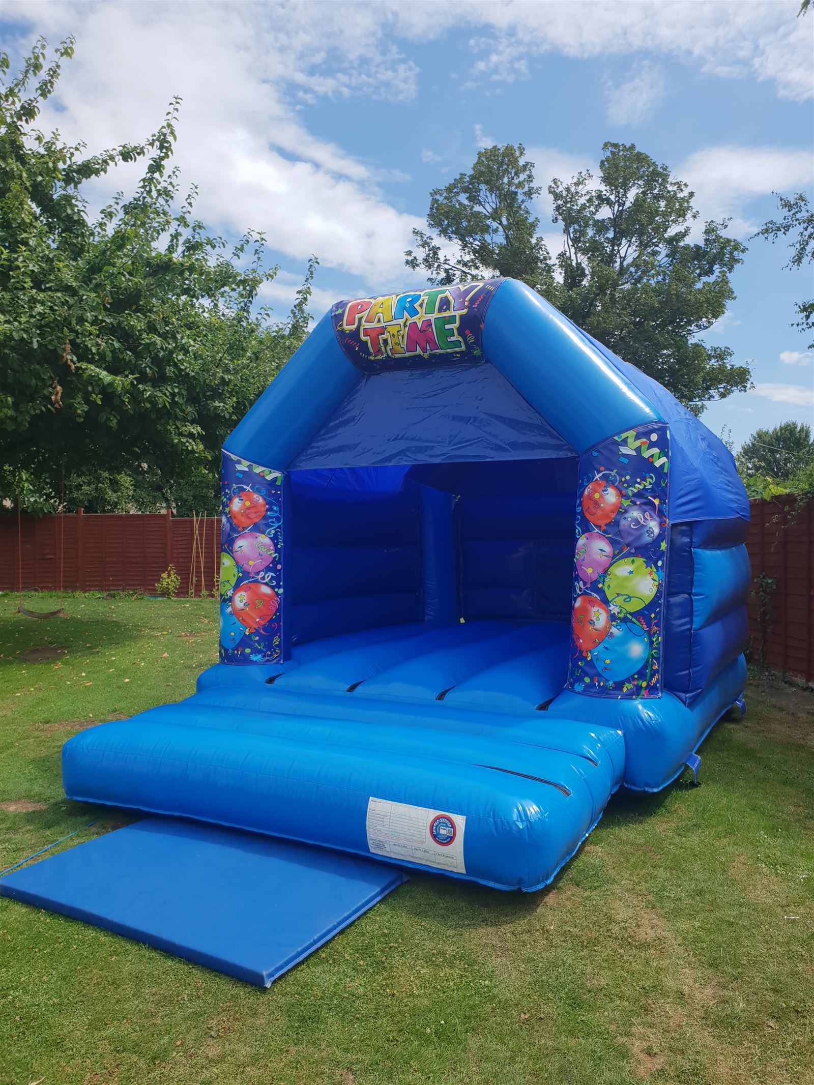 Party Time Disco Bouncy Castle Hire | Gloucestershire