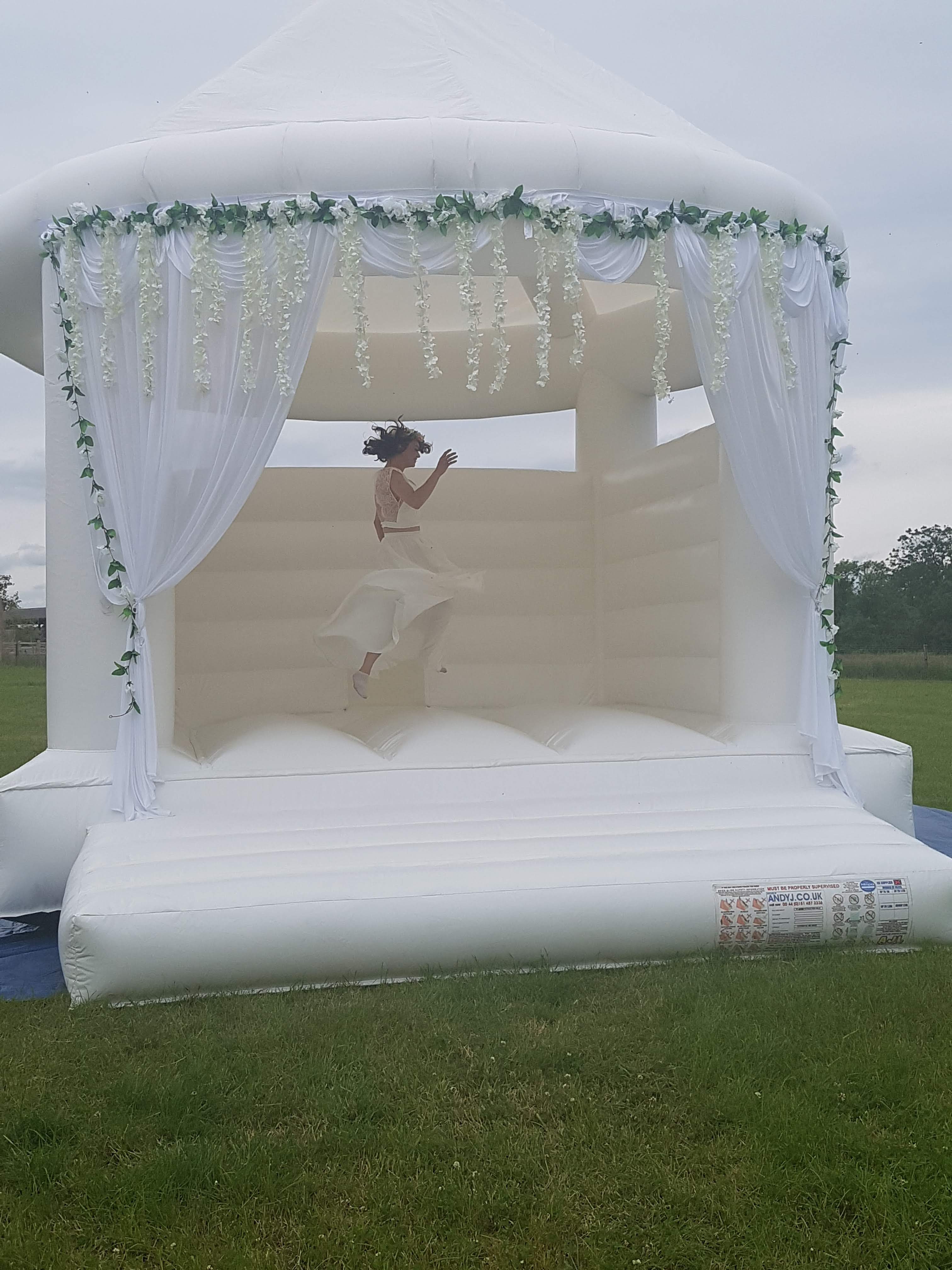 bouncy castle hire for wedding