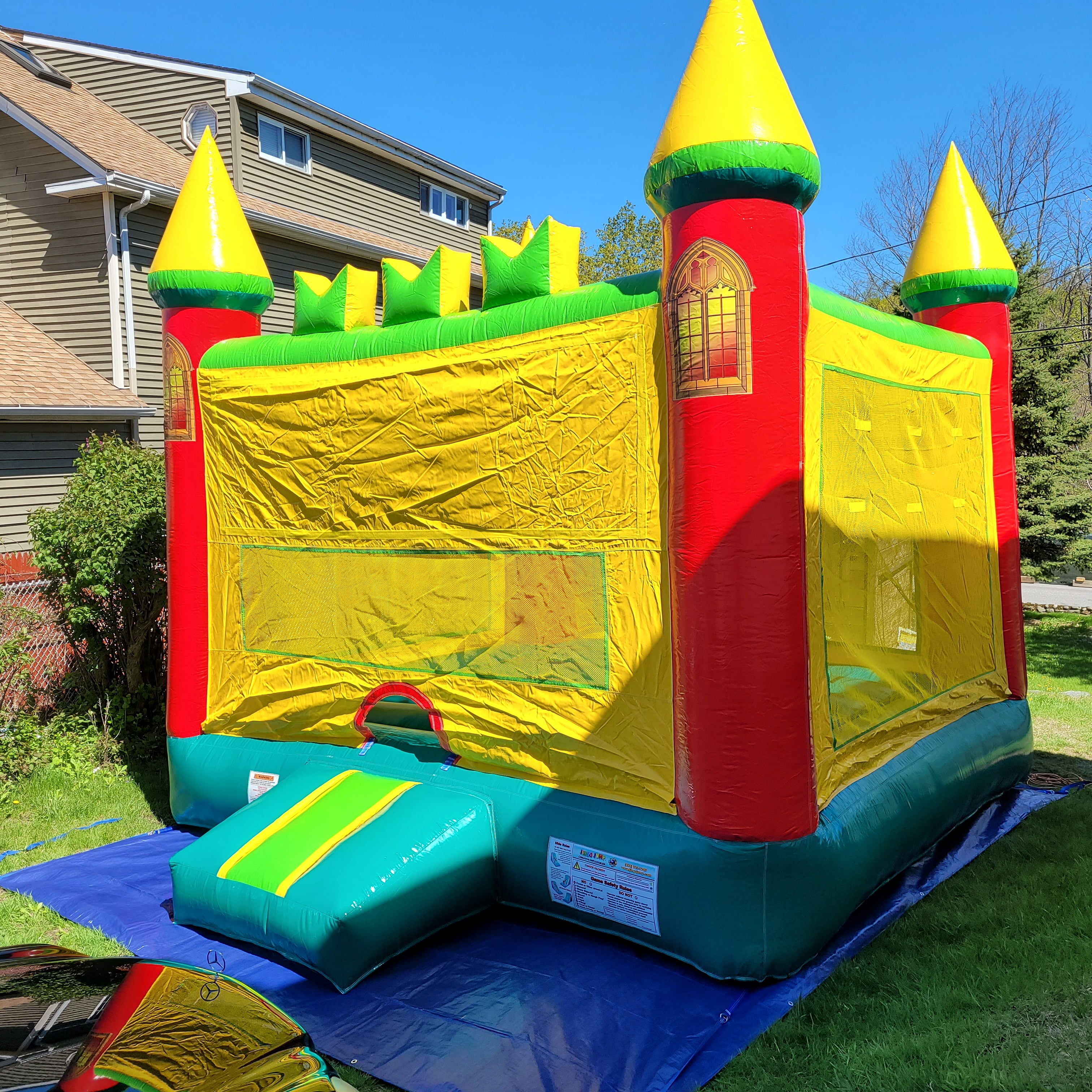 Water slide rental for a backyard party in Little Compton