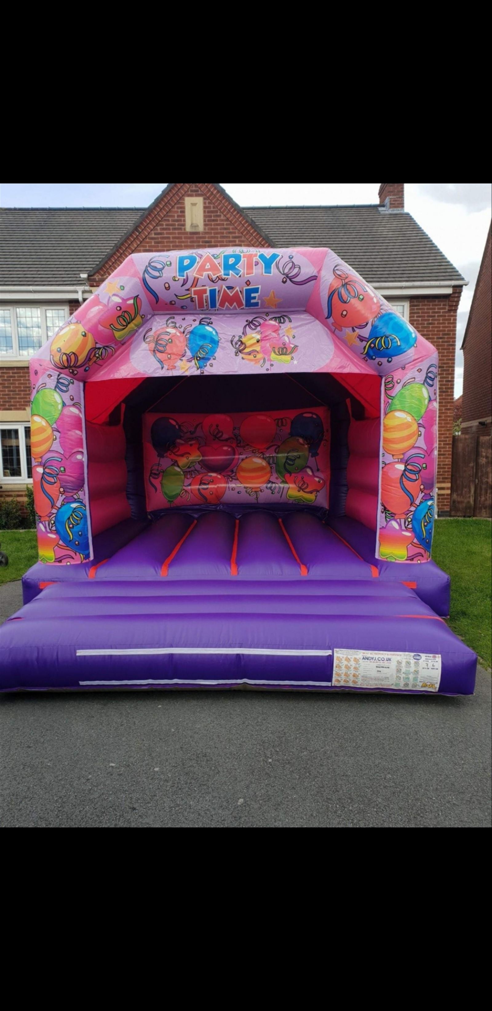 bouncers bouncy castle hire