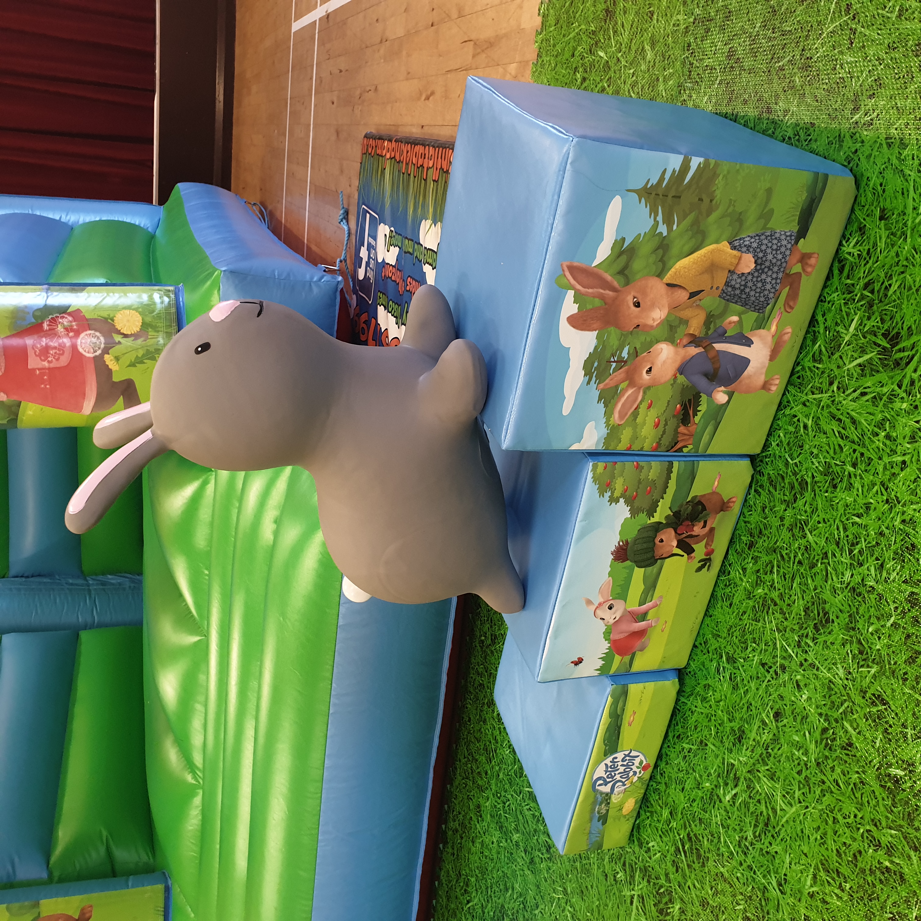 peter rabbit bouncy castle hire