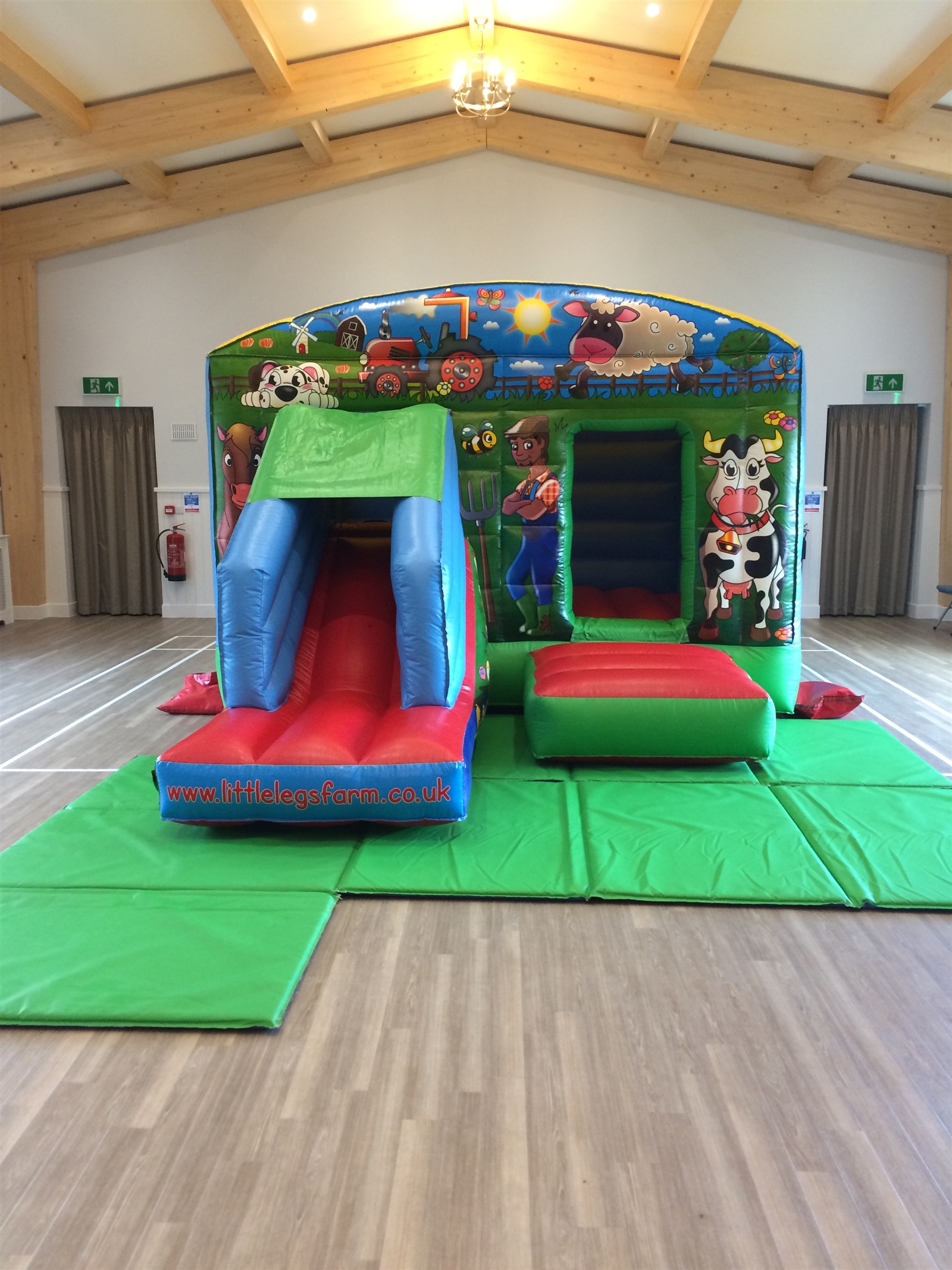 12ft X 18ft Farm bounce house with slide Bouncy Castle Hire, Soft