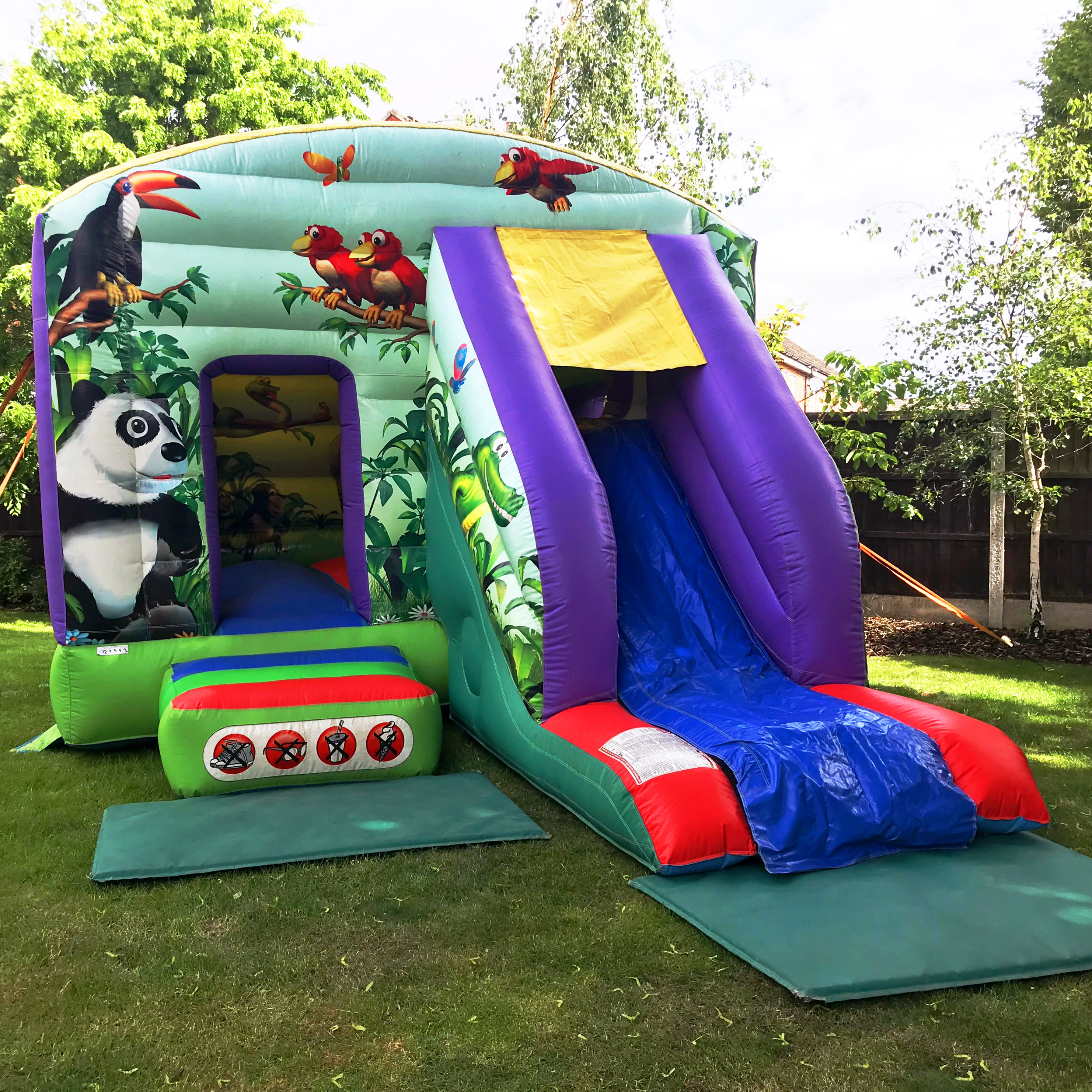 d and e bouncy castle hire