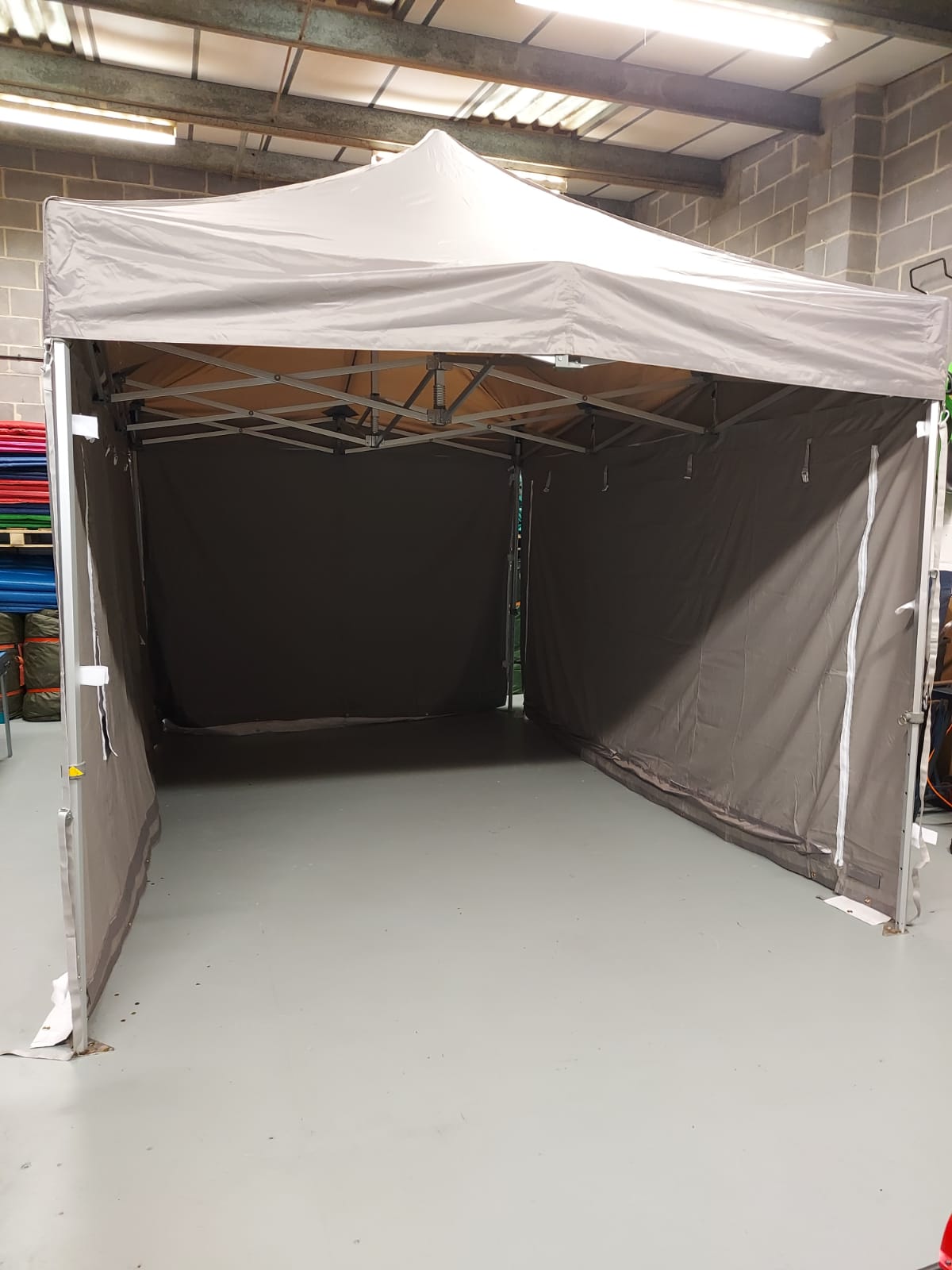 Gazebo hire Bouncy Castle Hire in Nottinghamshire/Derby Connellans