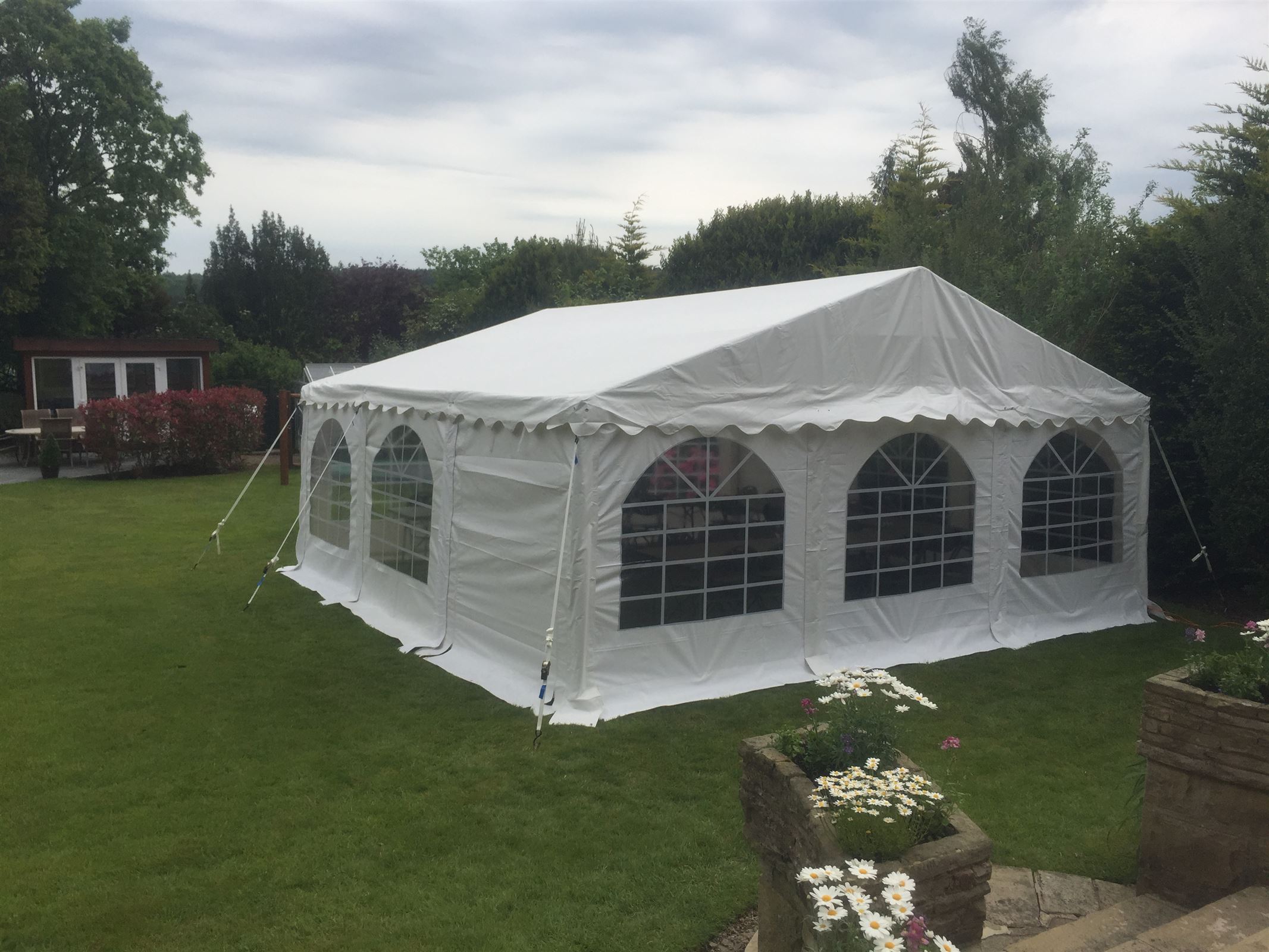 Marquees Party Tent And Gazebo Marquee Hire in Leeds, Bradford, Wakefield