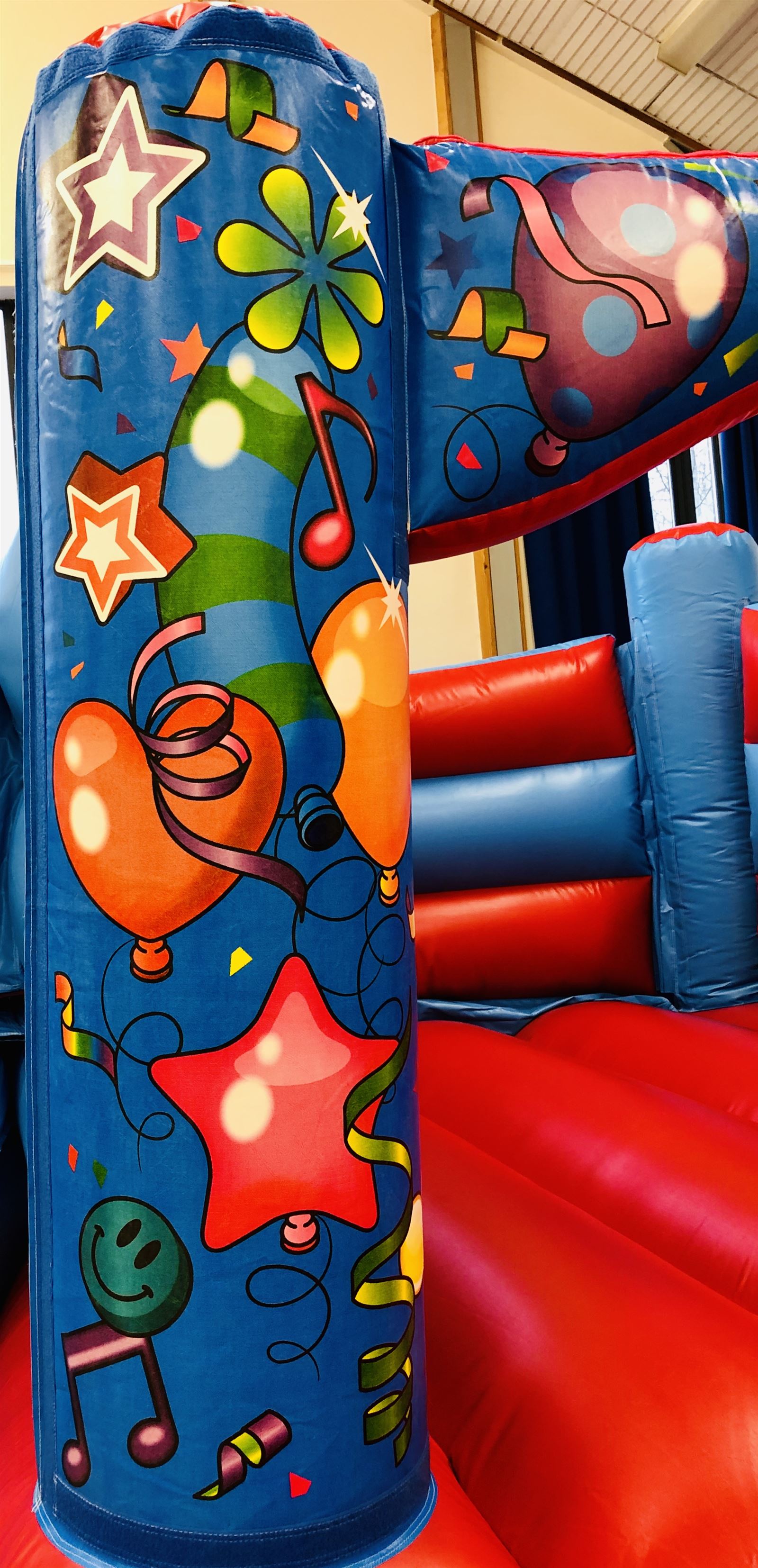 15ft x18ft Carnival 'Party Fun' Red/Blue Low Height Bounce 'N' Slide