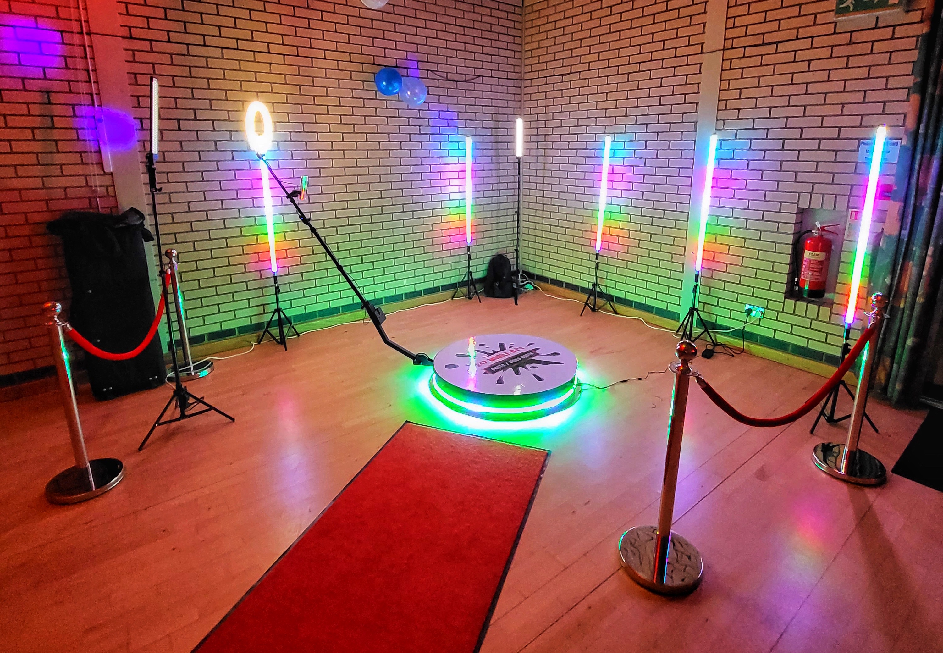 Showtime, 360 Photo Booth Hire London