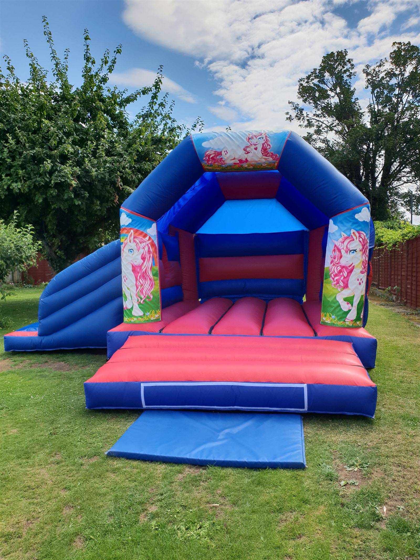 Bouncy Castle Hire Worcester, Redditch, Malvern & Beyond