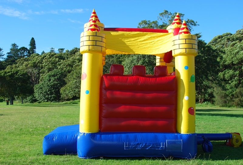 3x3 jumping castle hire