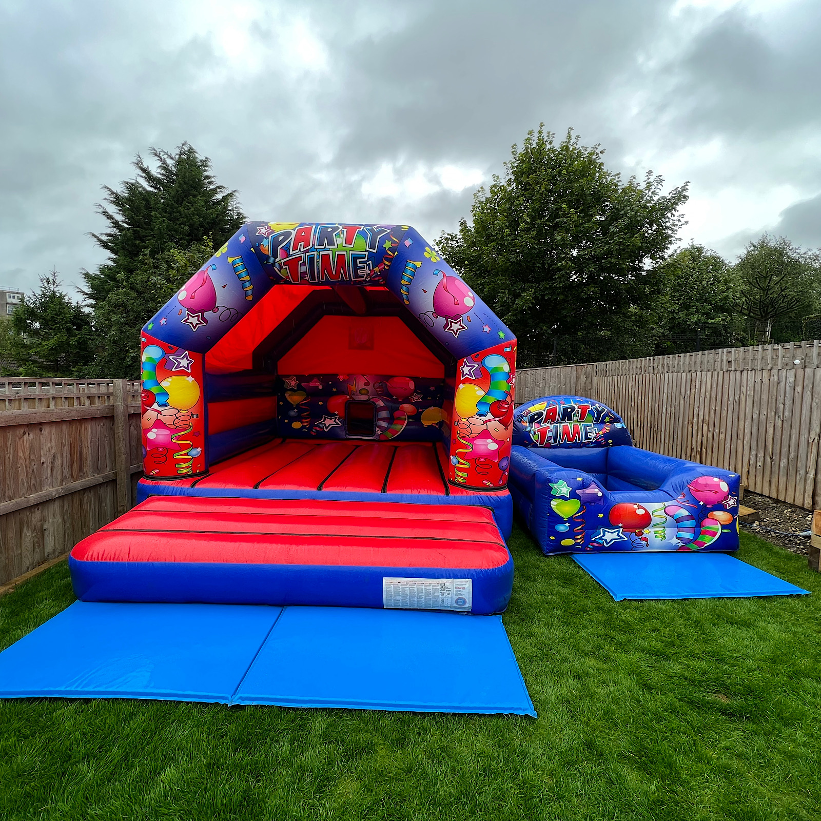 Soft Play Bouncy Castle Hire Leeds Wakefield