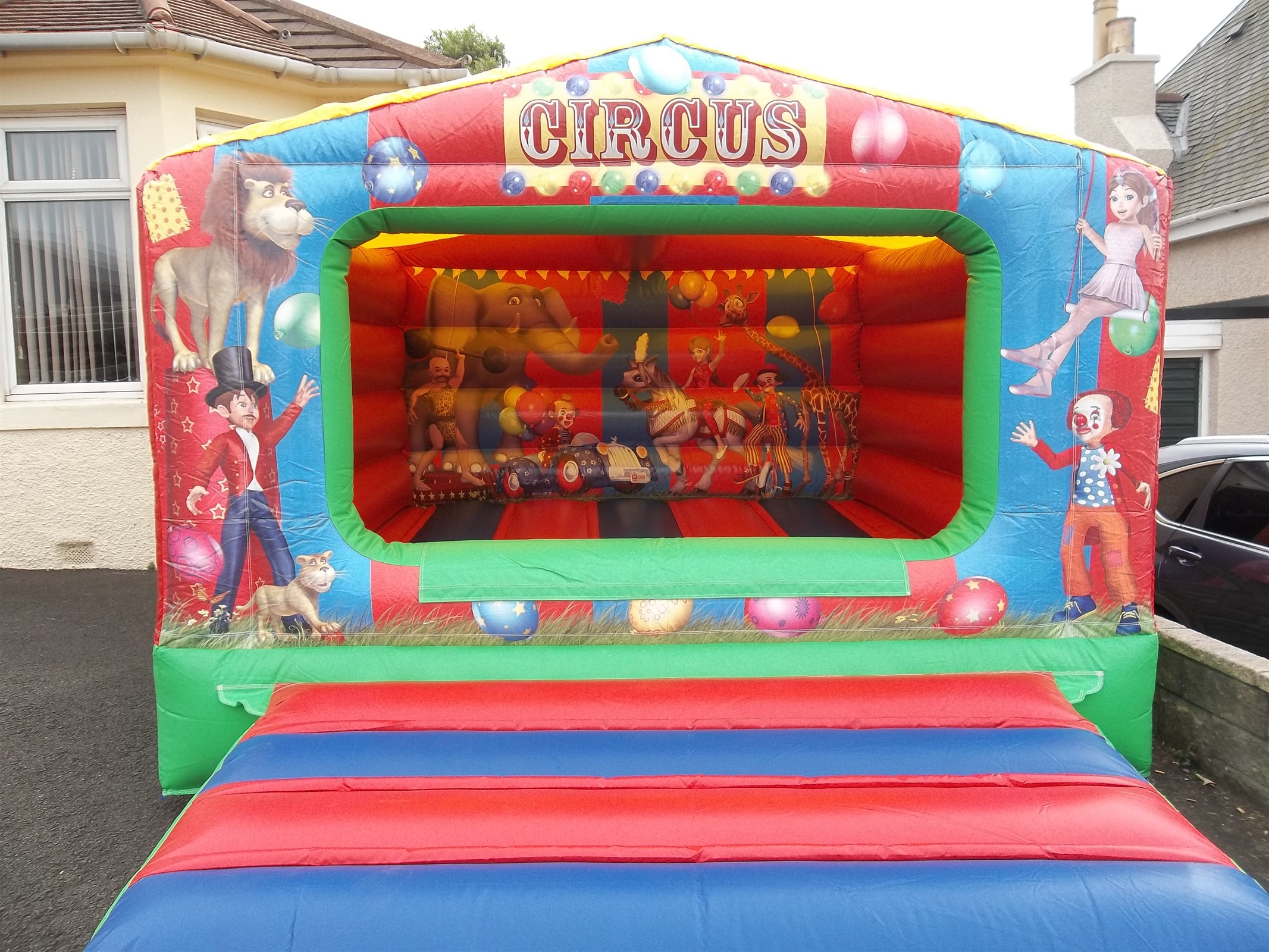 Bouncy Castles Best Bouncy Castle Hire service in Edinburgh, Lothians