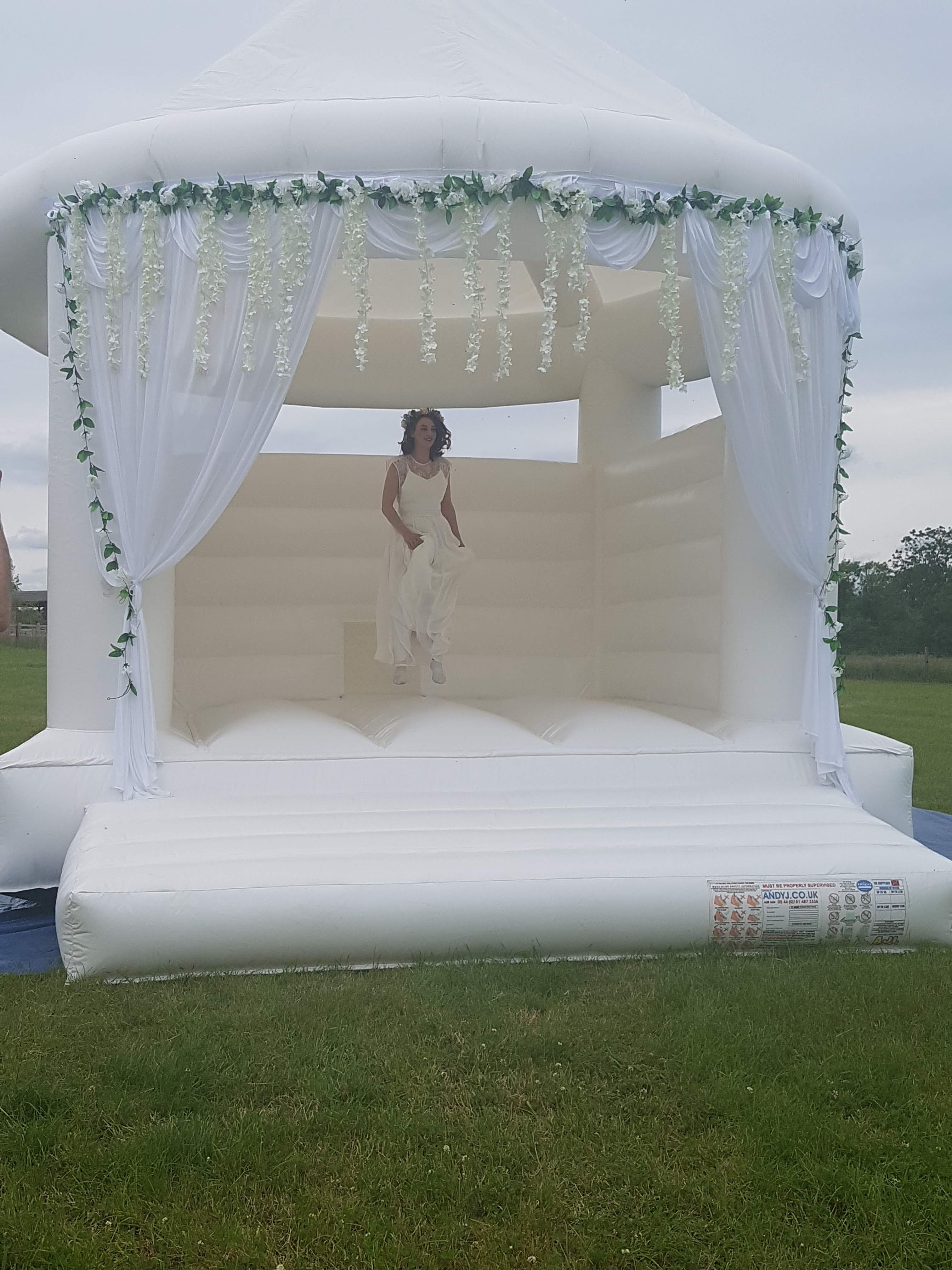 bouncy castle hire for wedding