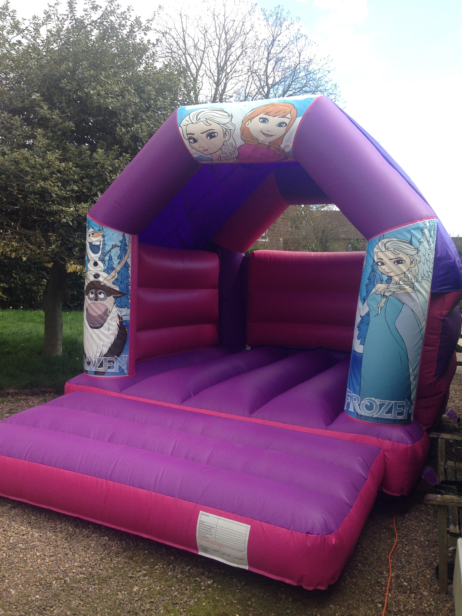 lukes bouncy castle hire