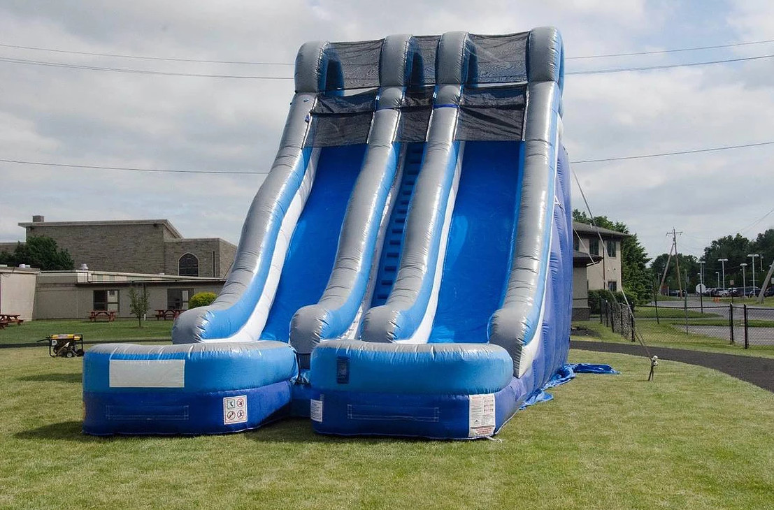 waterslide bouncy