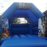 POSTMAN PAT BOUNCY CASTLE 15FT vs 11ft - Bouncy Castle Hire, Soft Play ...