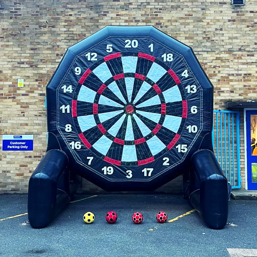 Aufblasbares Football Dartboard - Riesen Dartspiel Für Garten & Parties
