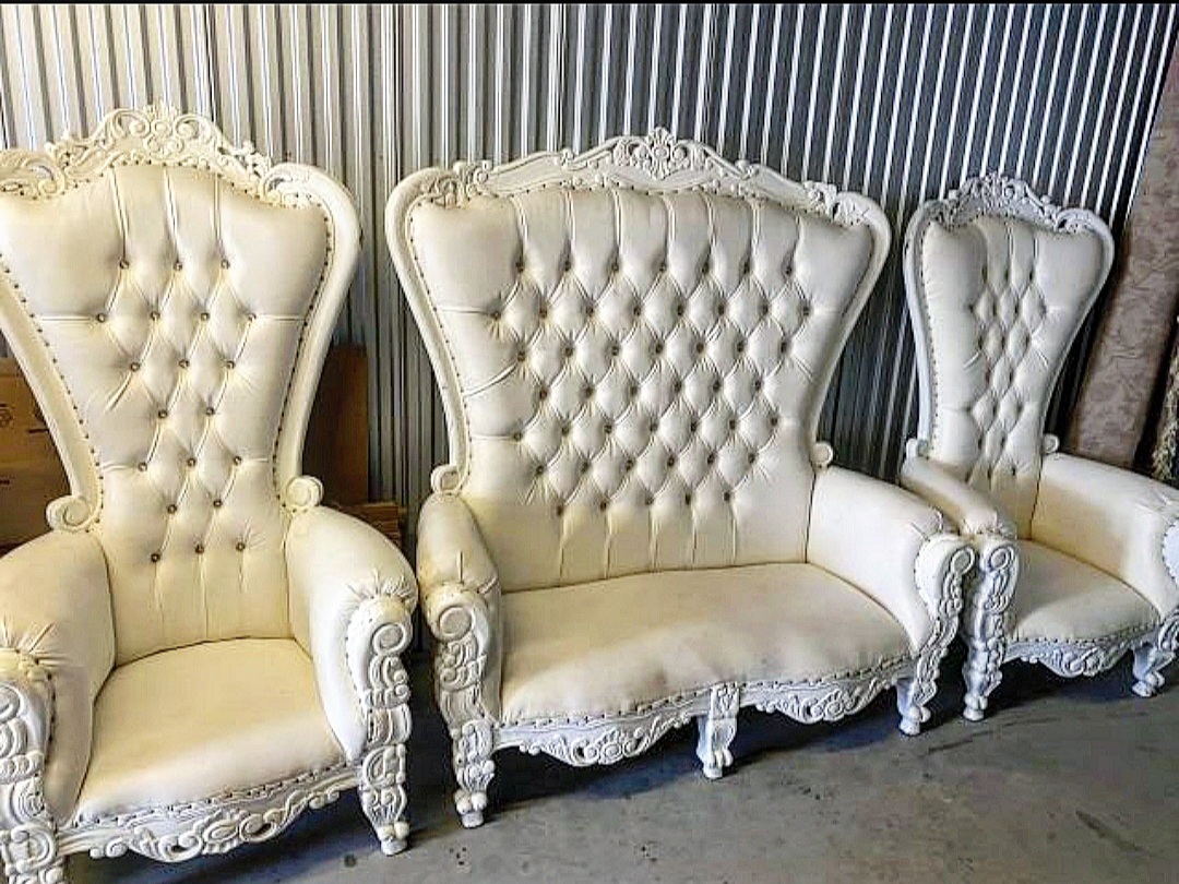 Chair Rental in Lansing, Michigan Bounce House Kings