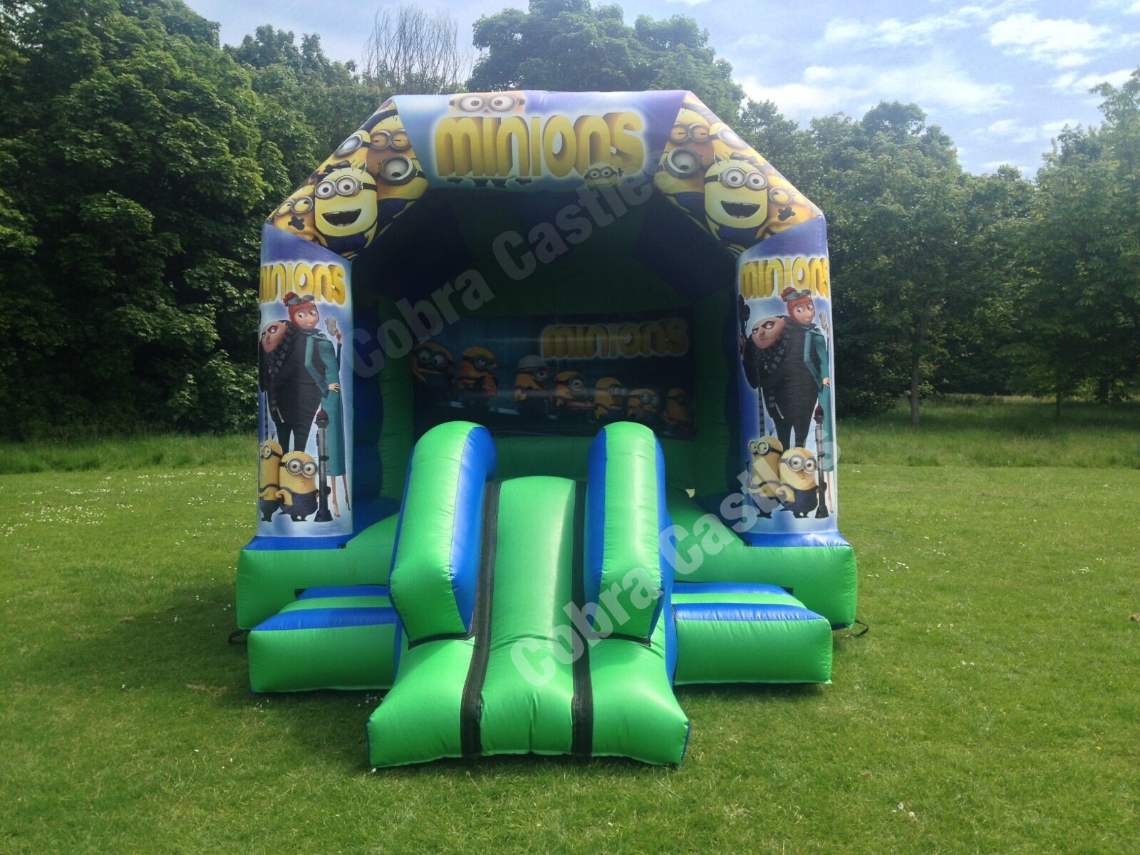 bouncers bouncy castle hire