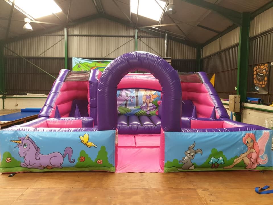 Play Parks Bouncy Castle Hire in Milton Keynes, Luton, Dunstable, Bedford, Sandy, Biggleswade