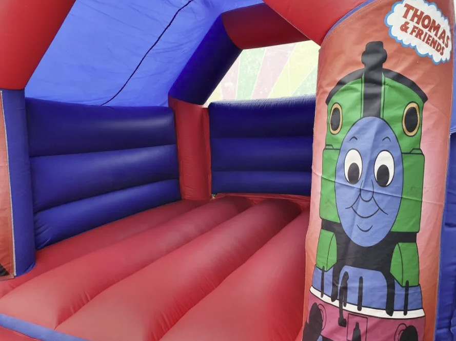 kidsplay bouncy castle