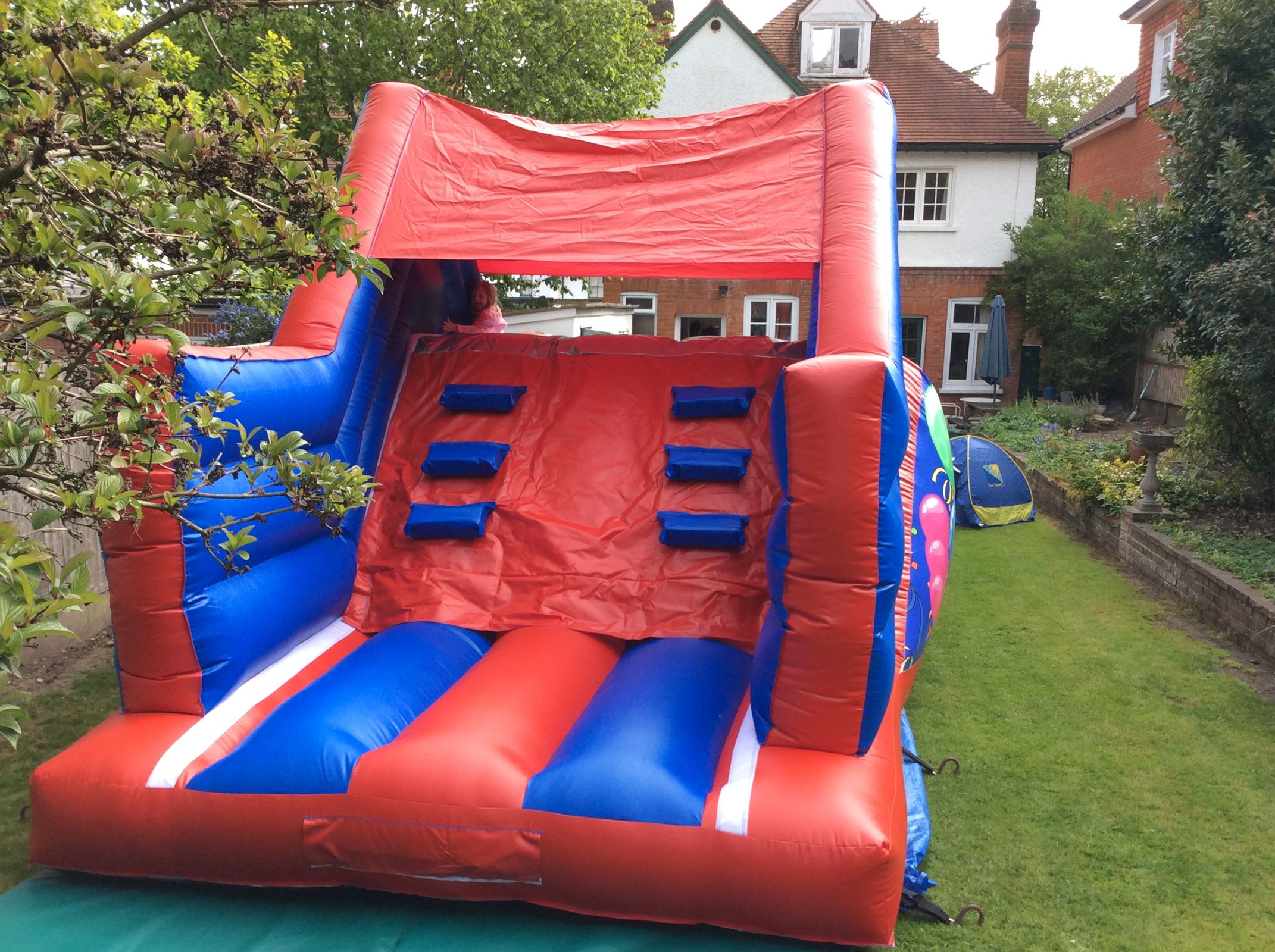 bouncy castle 6ft