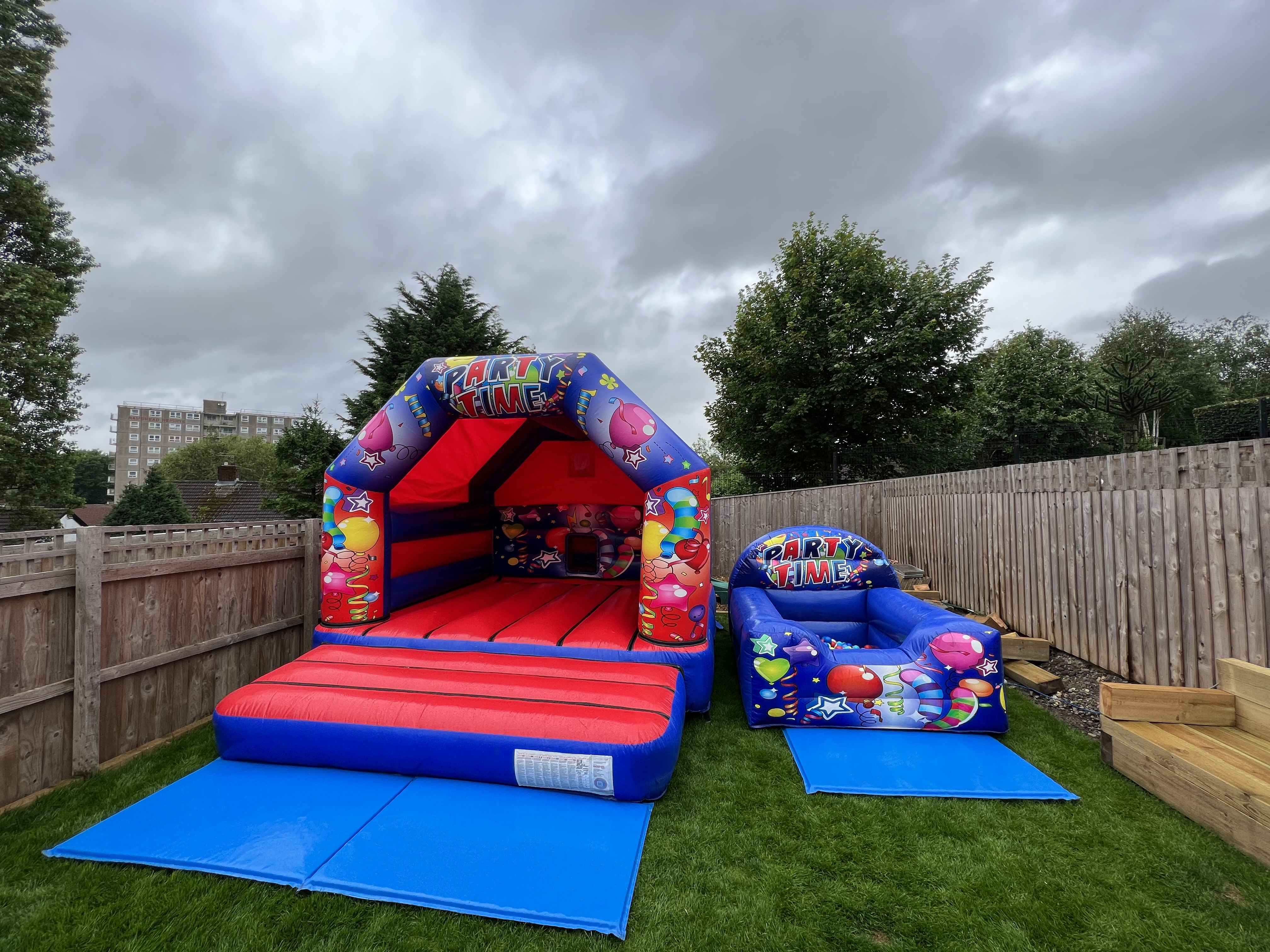 Party Time Bouncy Castle & Matching Inflatable Ball Pool - Bouncy ...