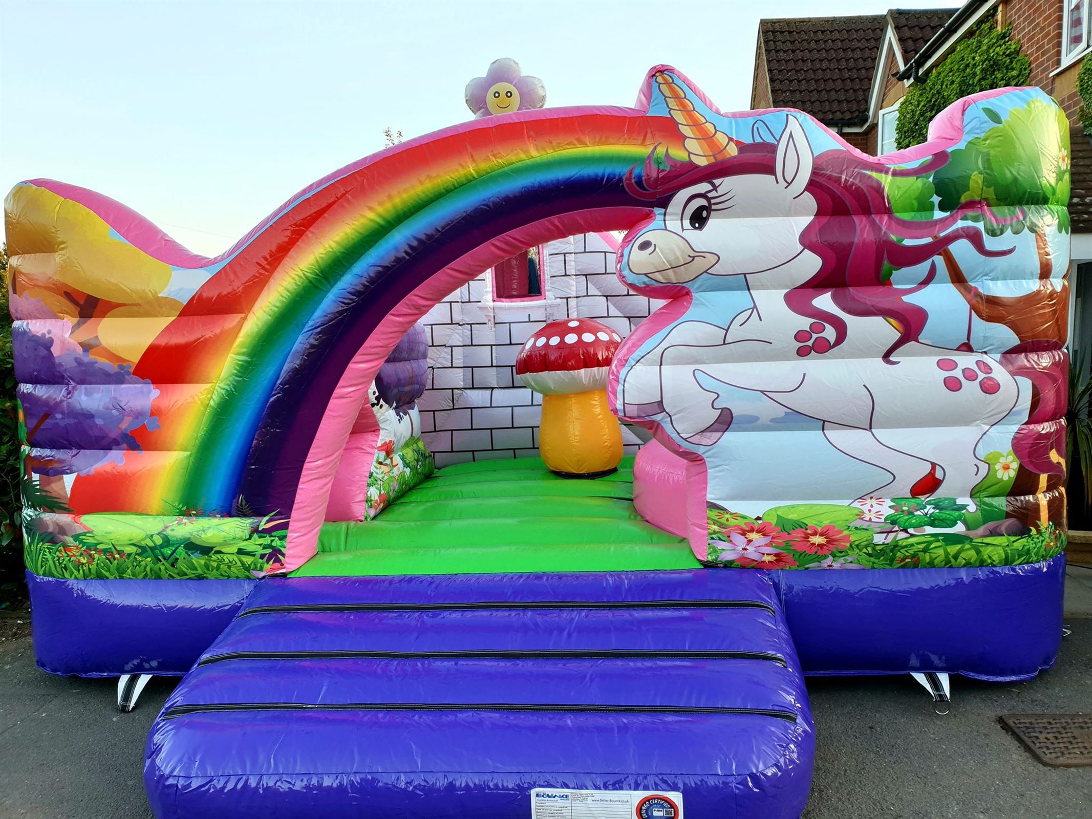 Bouncy Castle Hire in Luton, Dunstable, Bedford, Milton Keynes, Sandy