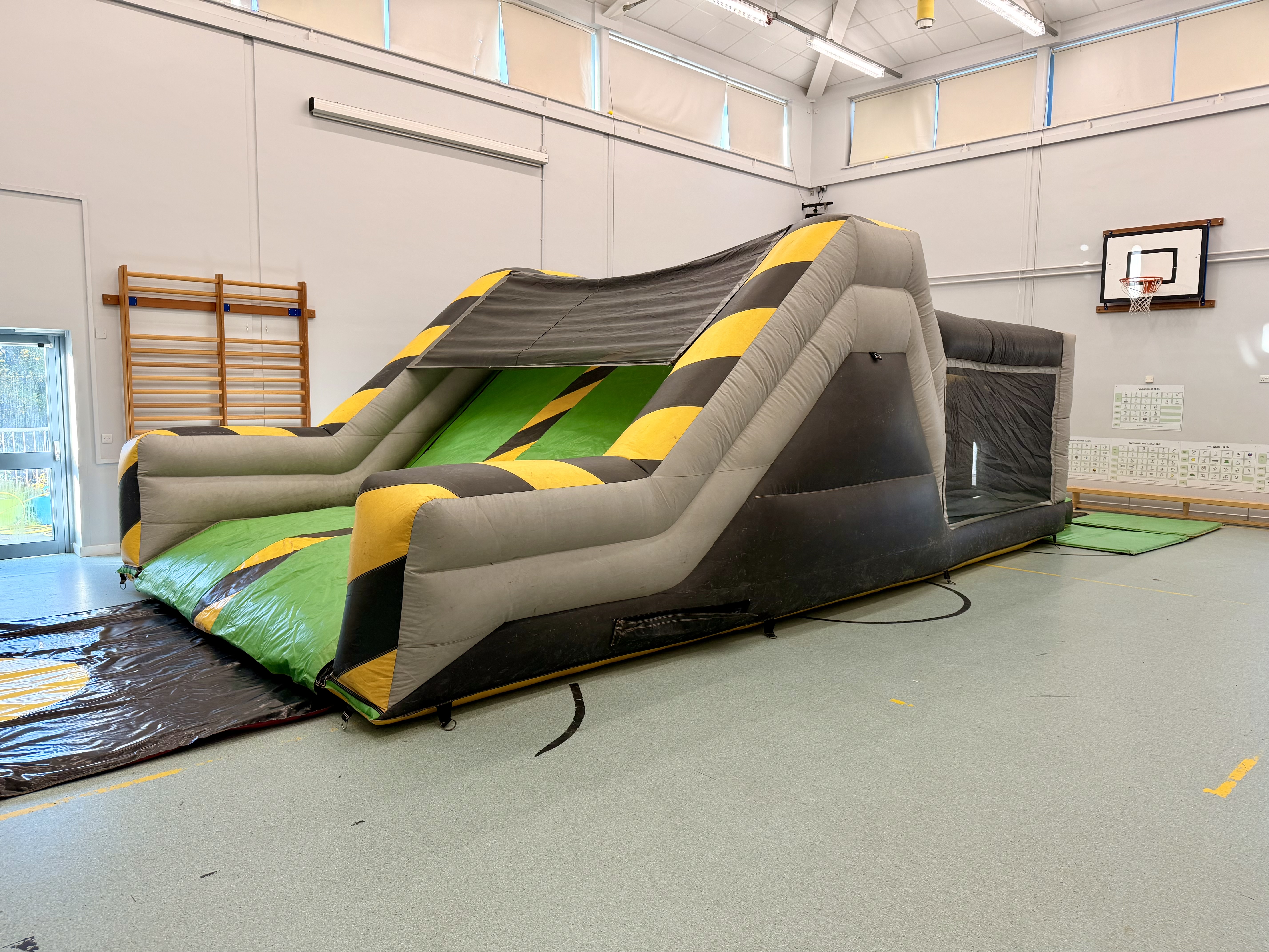 Mane Course Obstacle Courses - Bouncy Castle Hire in Torquay | Mane Events