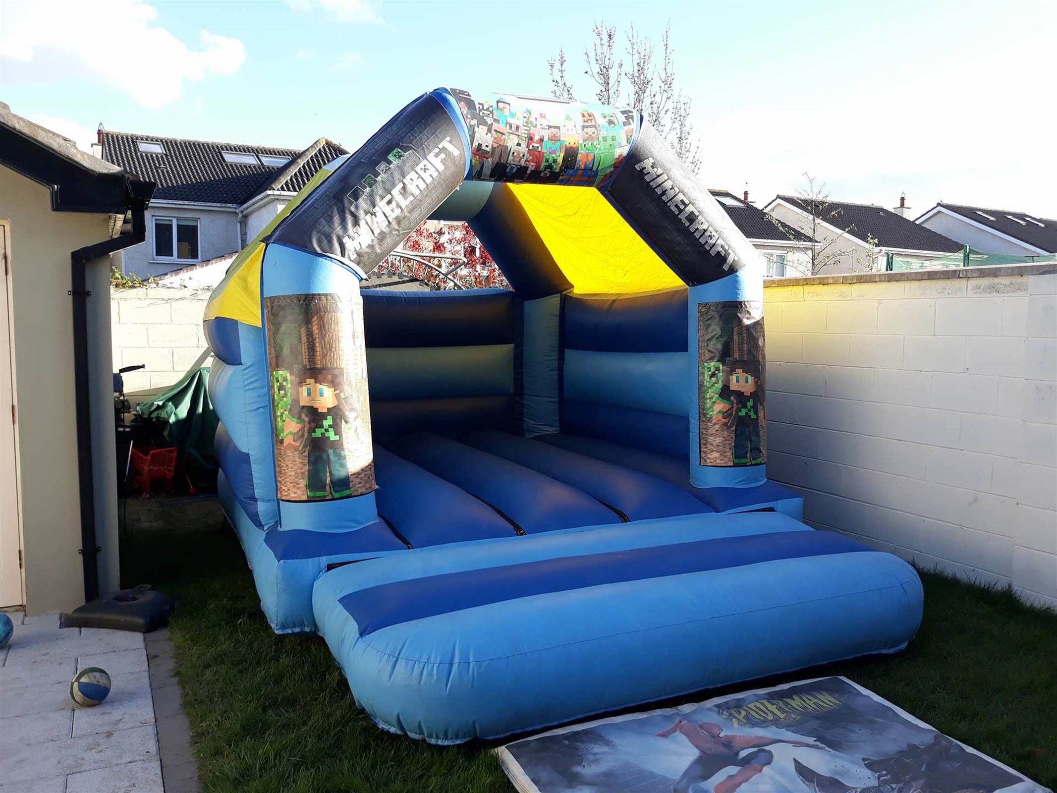 minecraft bouncy house