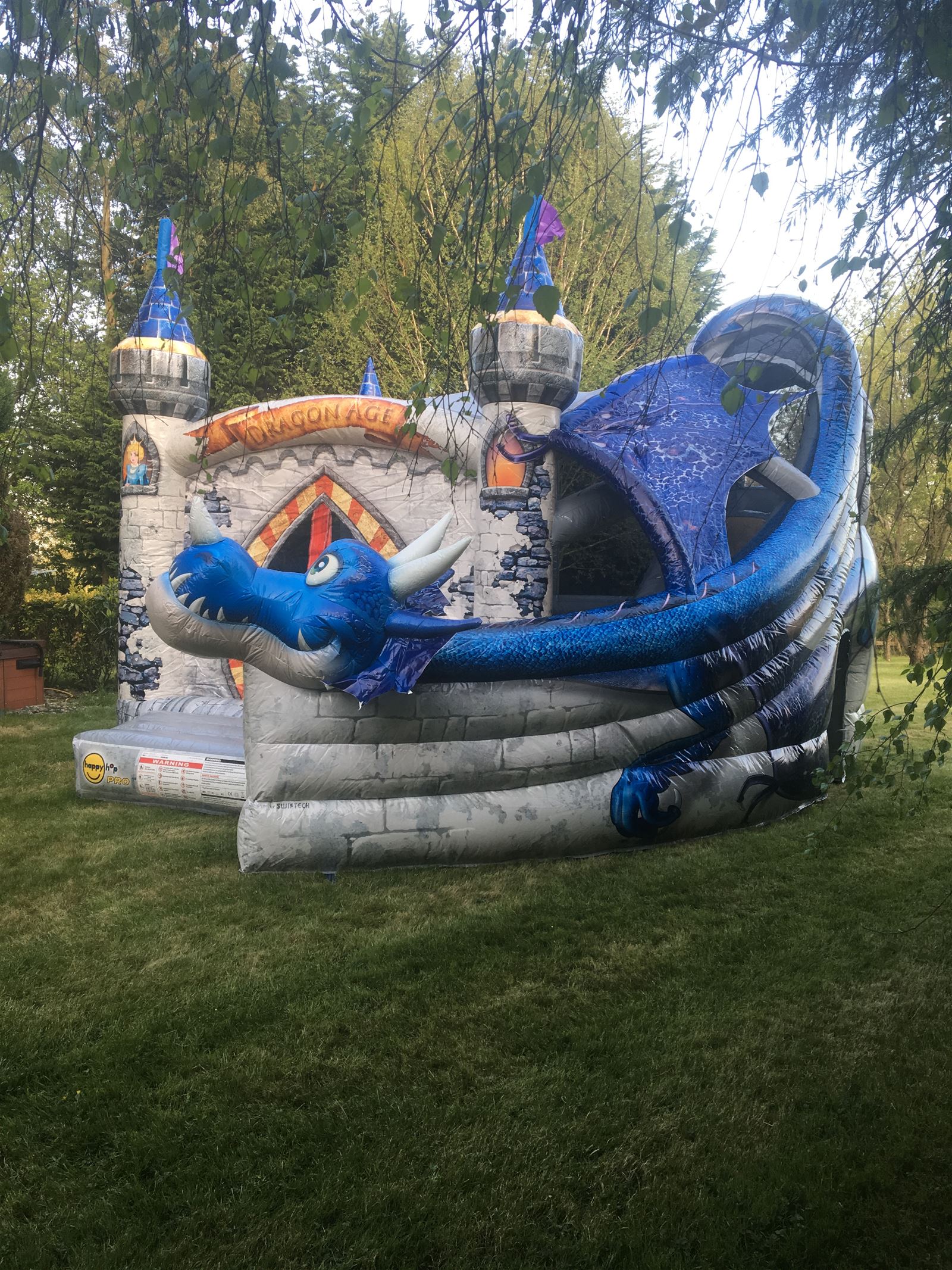 bouncy castles hire
