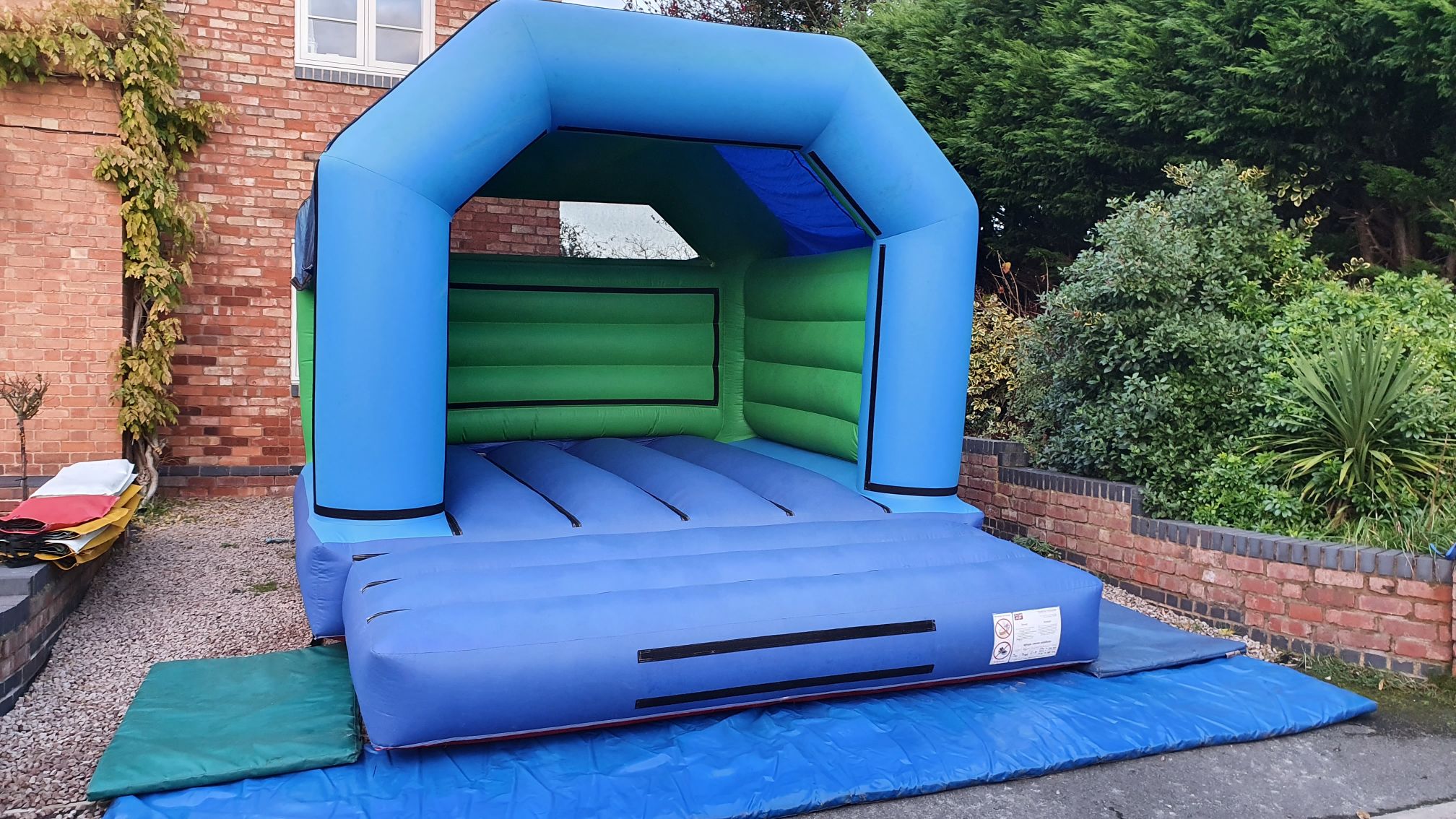 full size bouncy castle