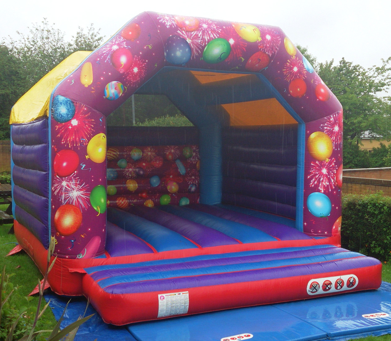 Adult Bouncy Castles - Bouncy Castle Hire in Milton Keynes