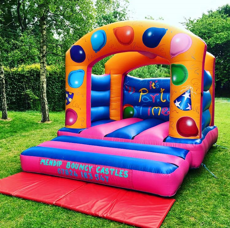 It's Party Time Arch Castle & Soft Play Package Best Bouncy Castle